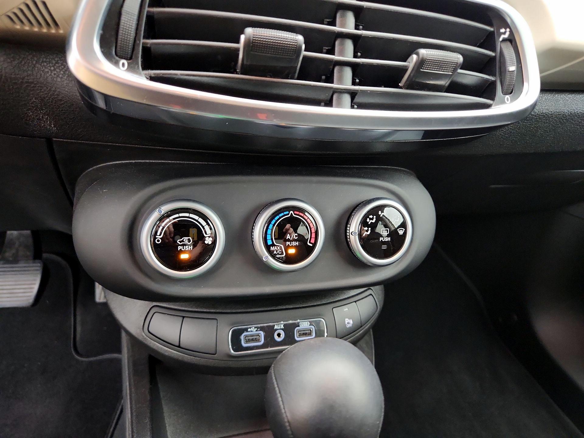 Thumbnail: 2019 Fiat 500X - 17
