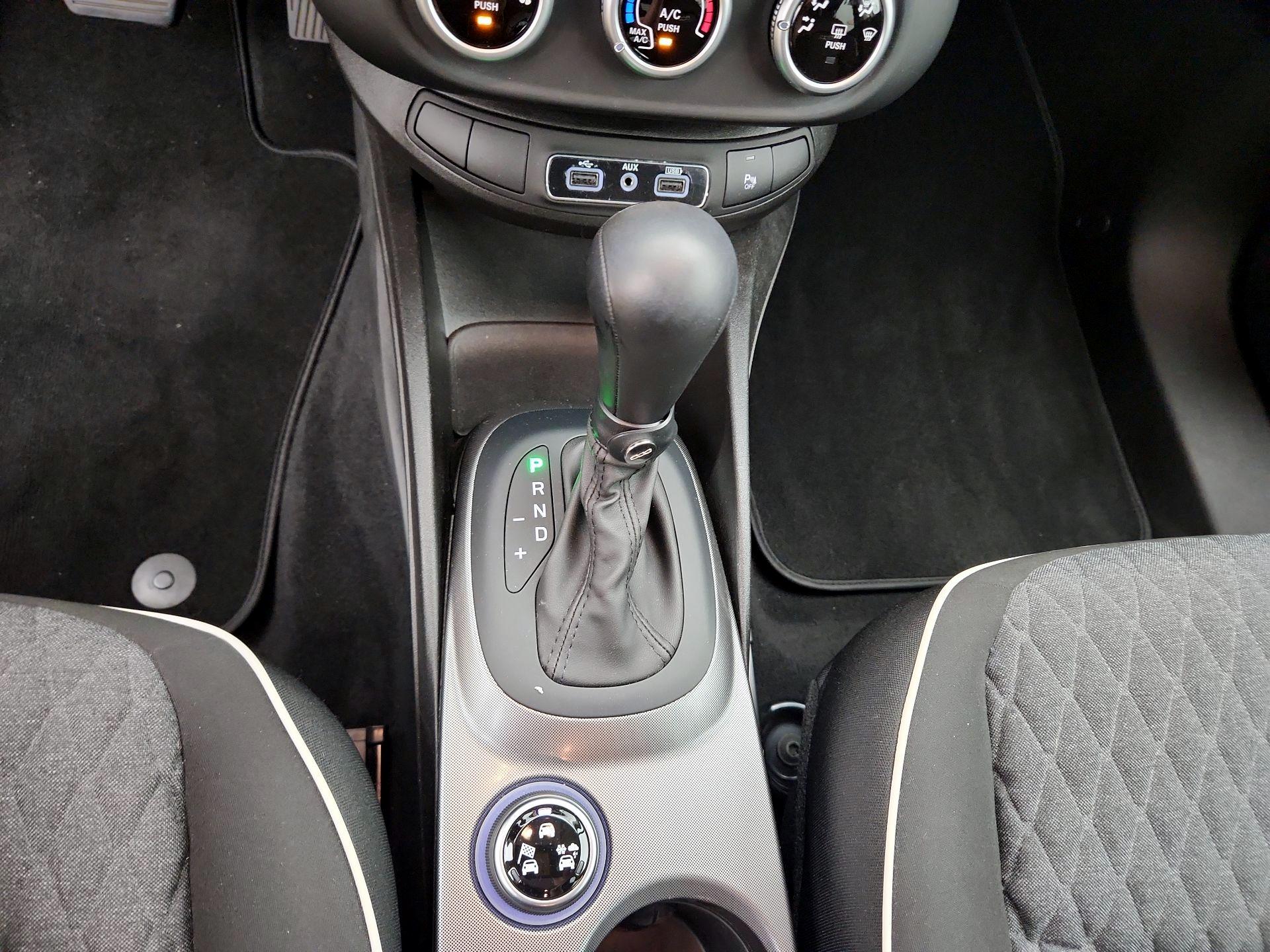 Thumbnail: 2019 Fiat 500X - 18