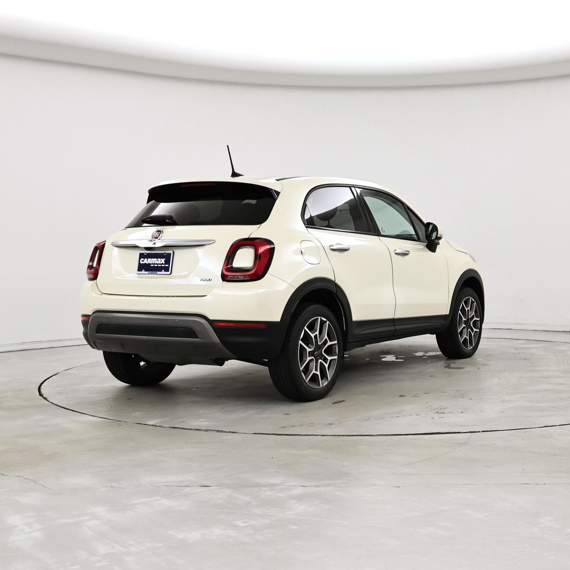 Thumbnail: 2019 Fiat 500X - 8