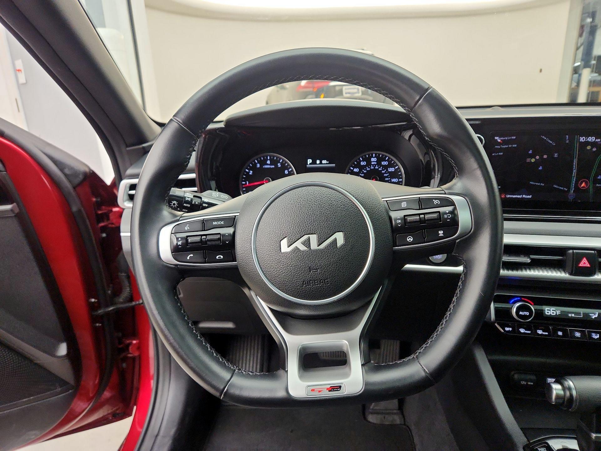 Thumbnail: 2022 Kia K5 - 10