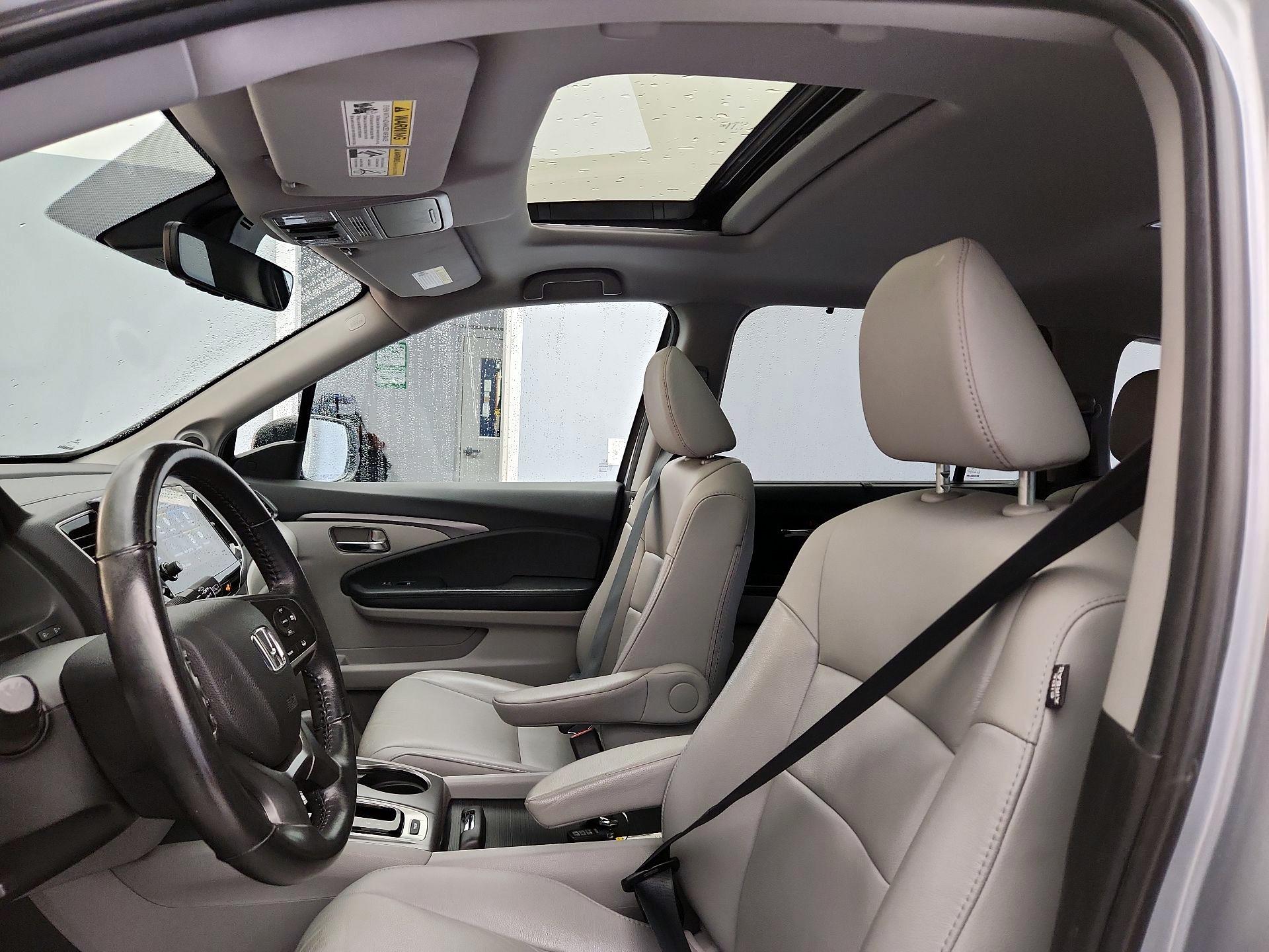 Thumbnail: 2020 Honda Pilot - 19