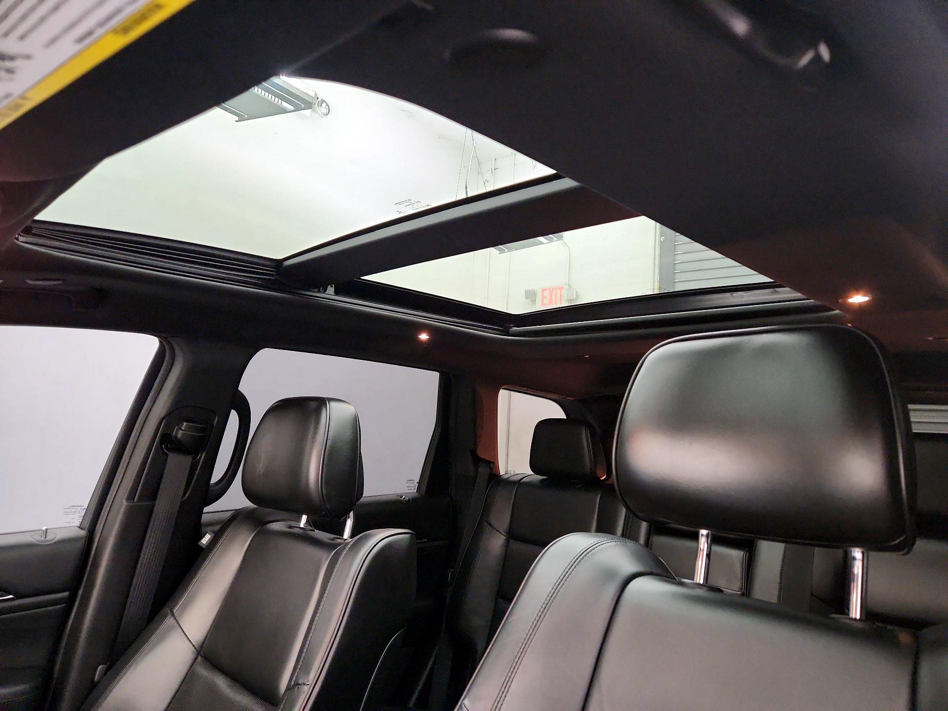 Thumbnail: 2018 Jeep Grand Cherokee - 20