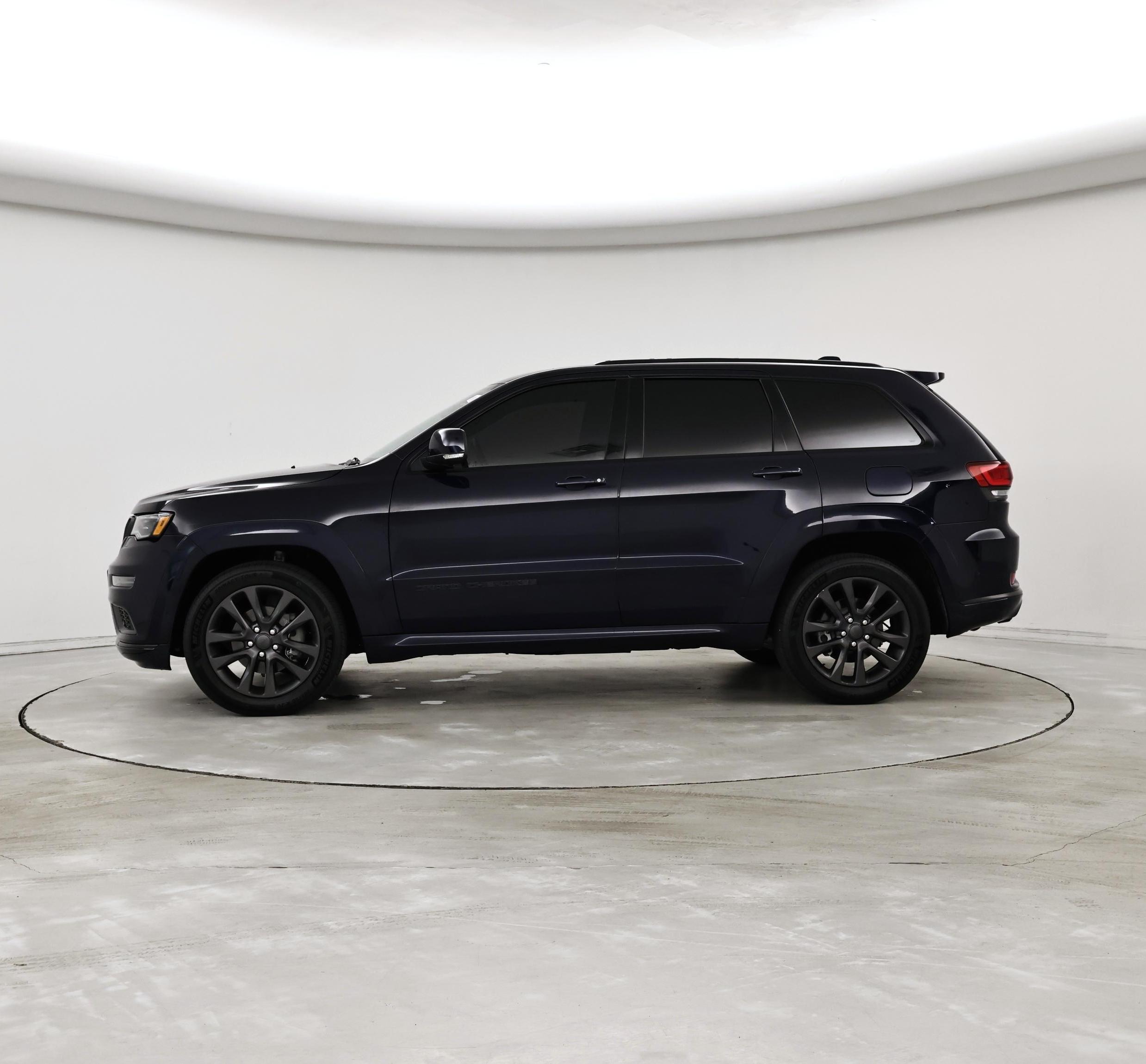 Thumbnail: 2018 Jeep Grand Cherokee - 3