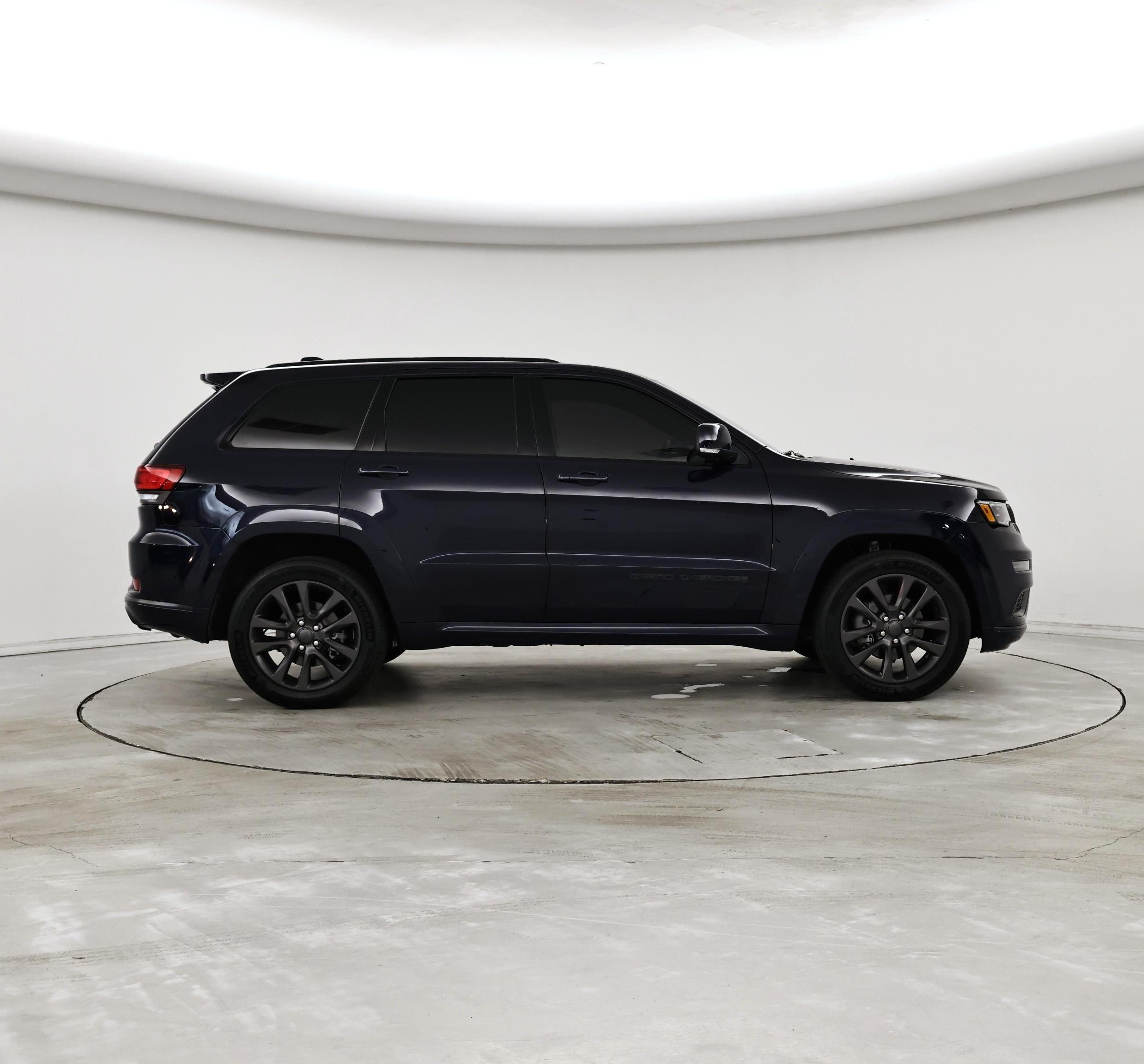 Thumbnail: 2018 Jeep Grand Cherokee - 7