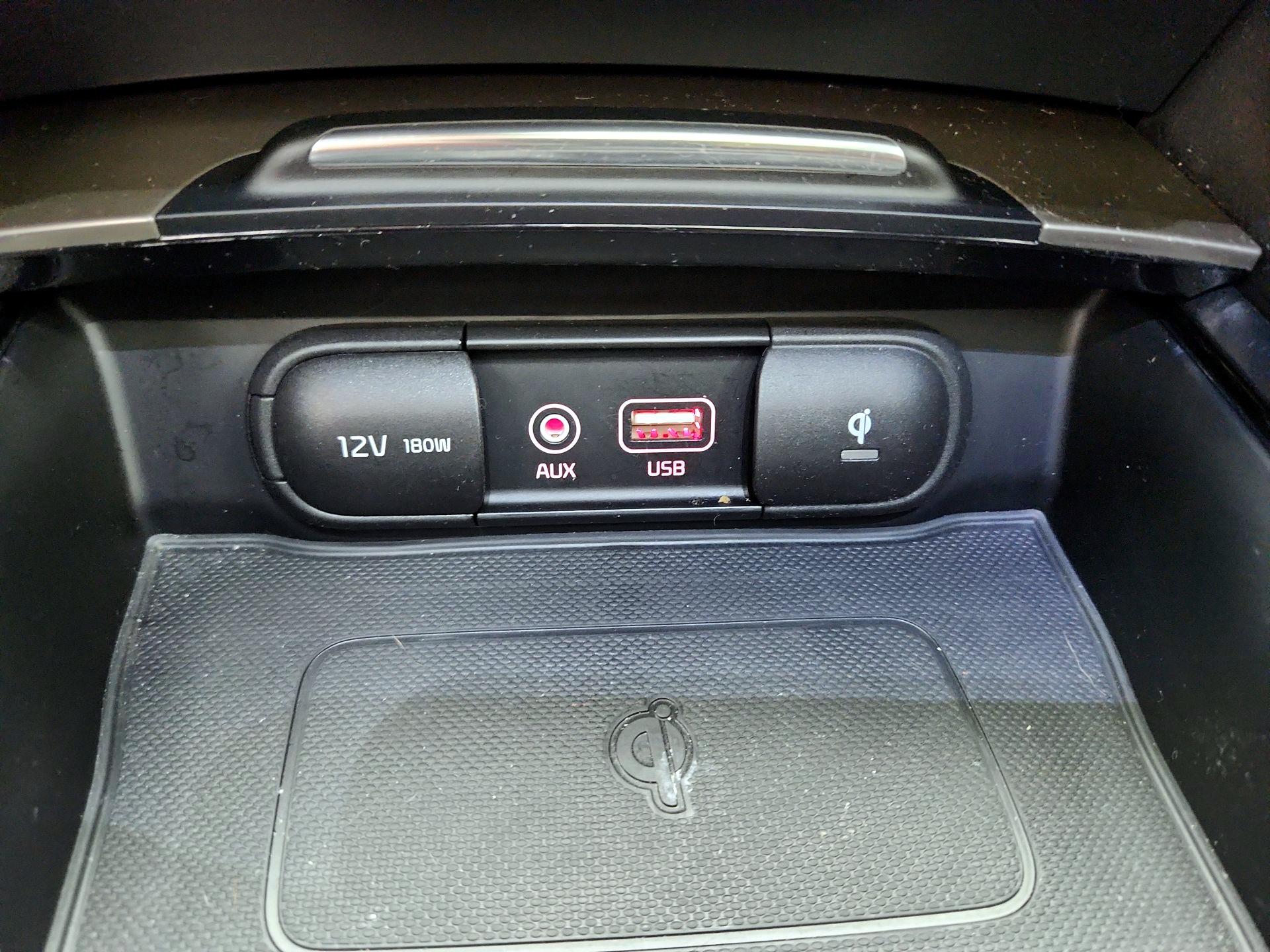 Thumbnail: 2016 Kia Optima - 19