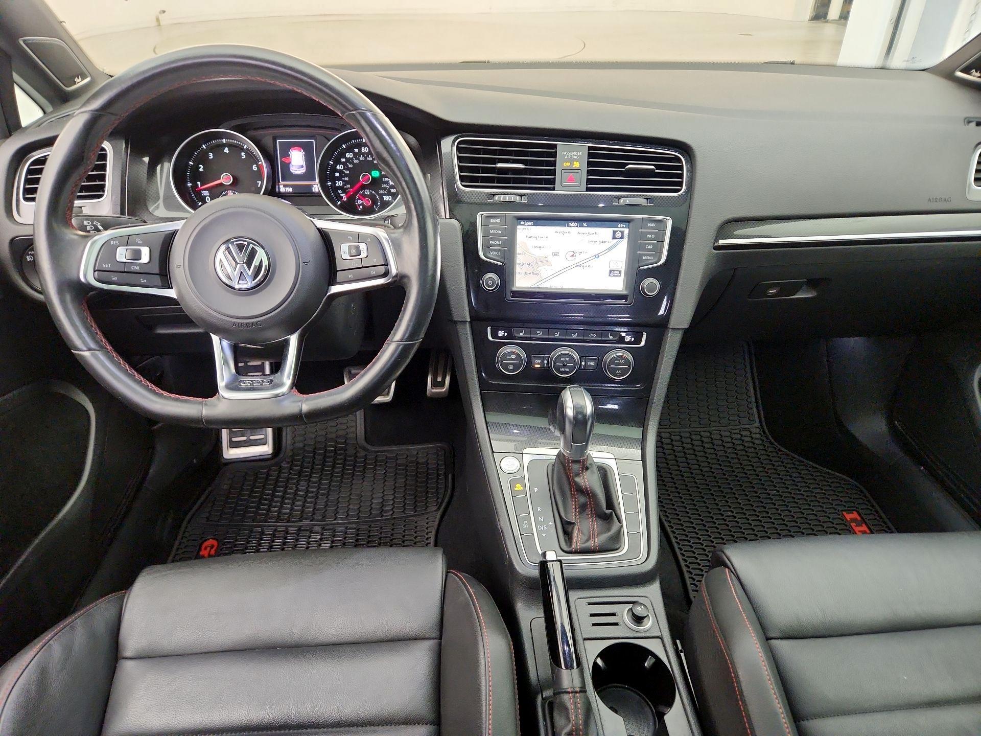 Thumbnail: 2016 Volkswagen Golf - 9