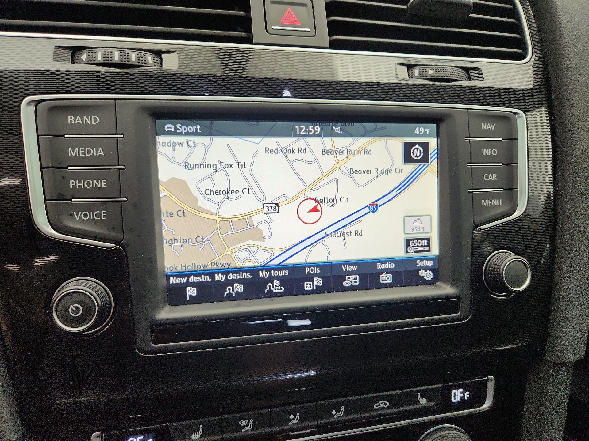 Thumbnail: 2016 Volkswagen Golf - 14