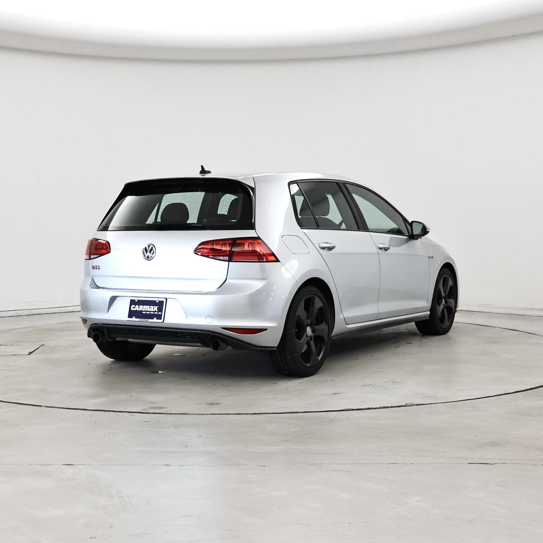 Thumbnail: 2016 Volkswagen Golf - 8