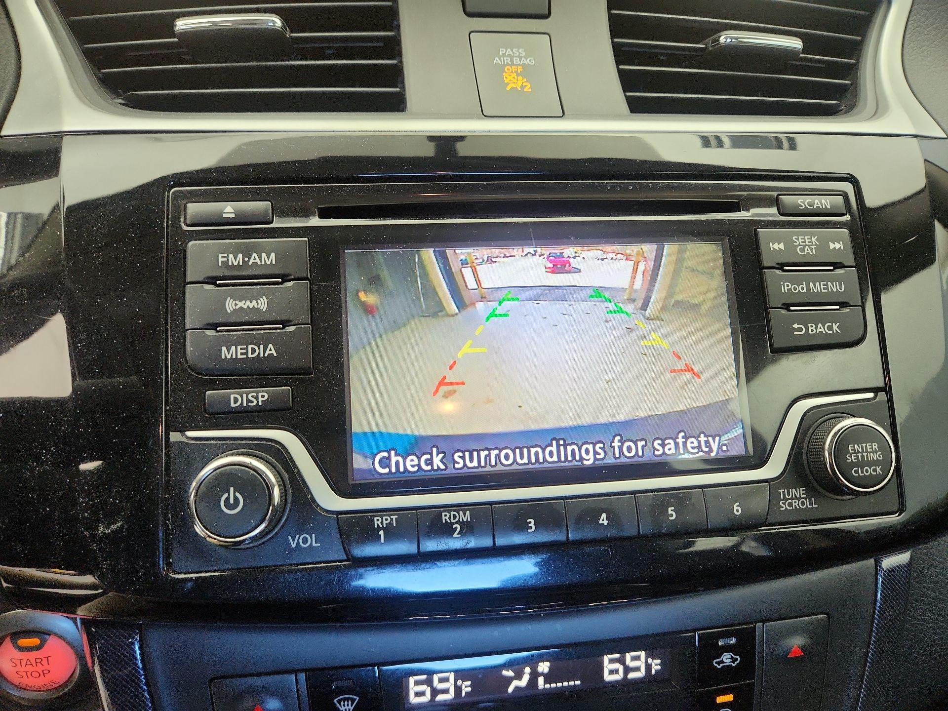 Thumbnail: 2018 Nissan Sentra - 14