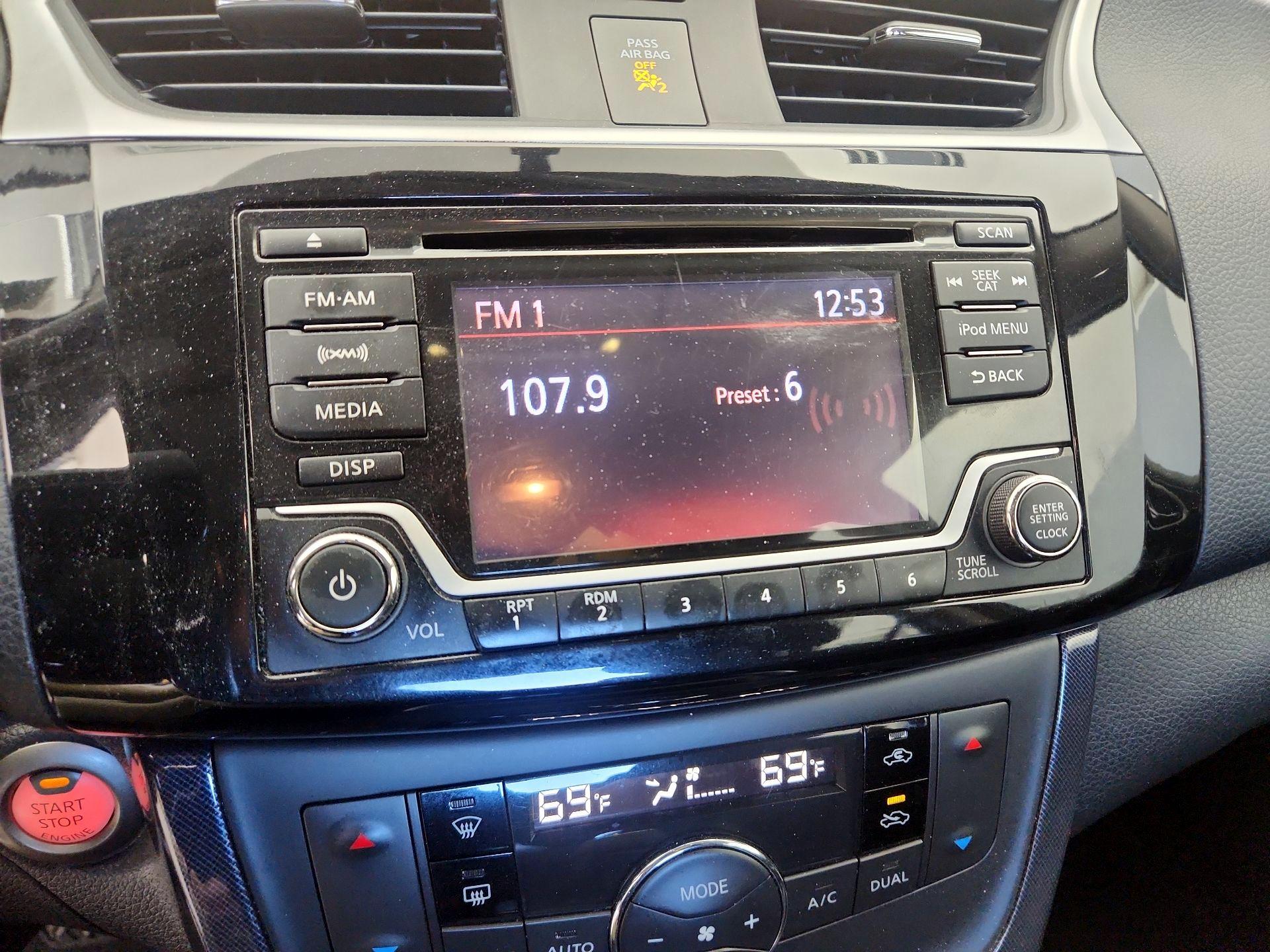 Thumbnail: 2018 Nissan Sentra - 15