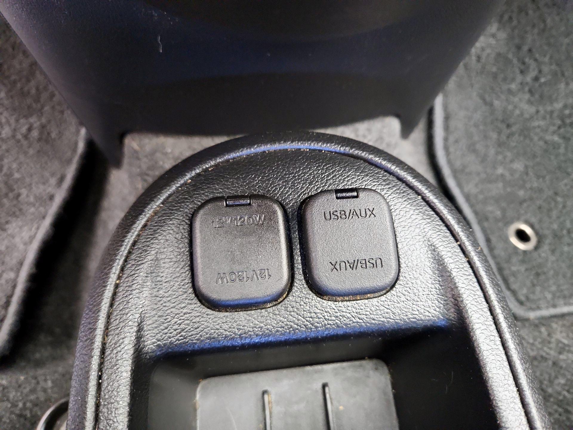 Thumbnail: 2014 Mazda Mazda2 - 17