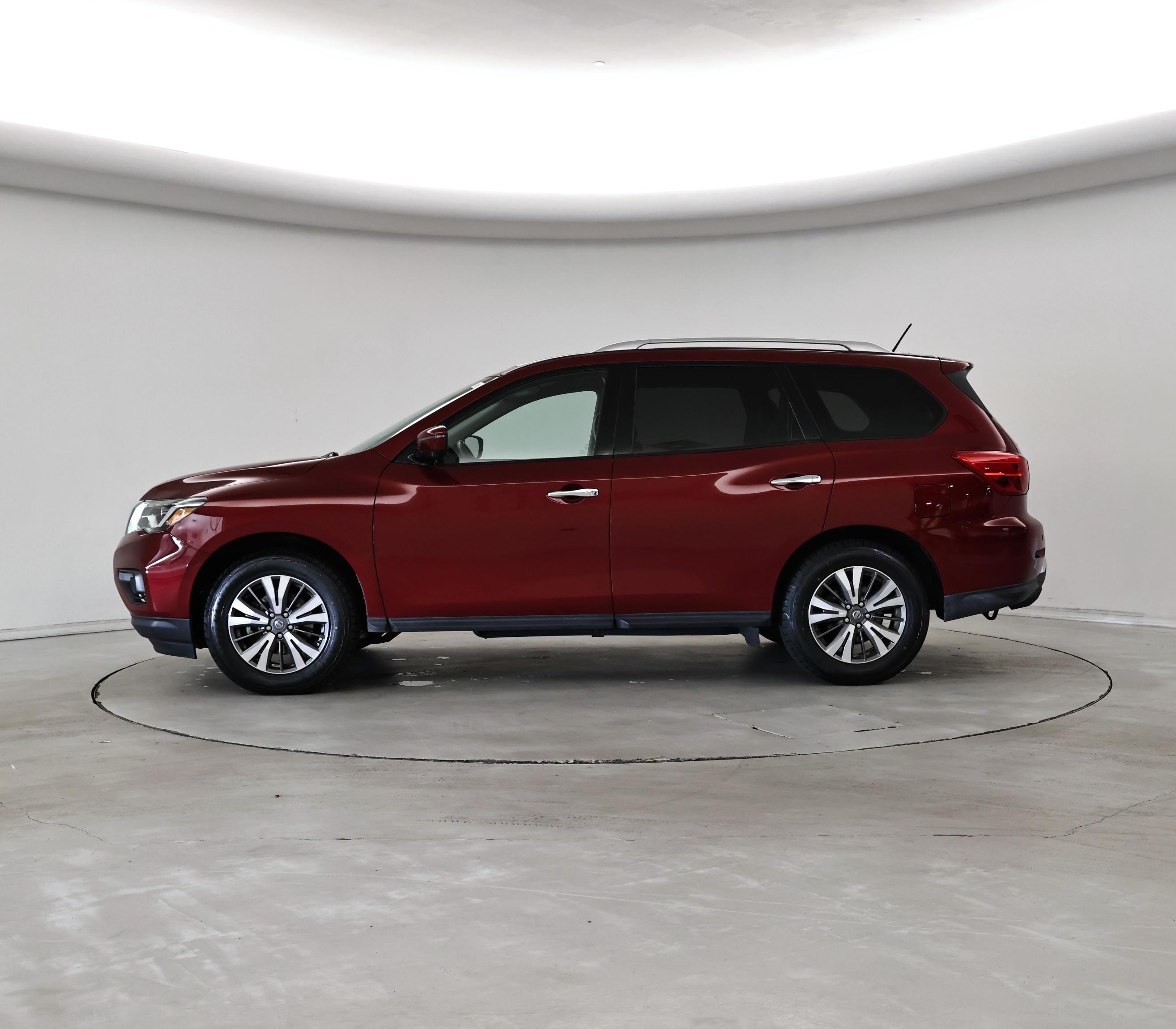 Thumbnail: 2018 Nissan Pathfinder - 3