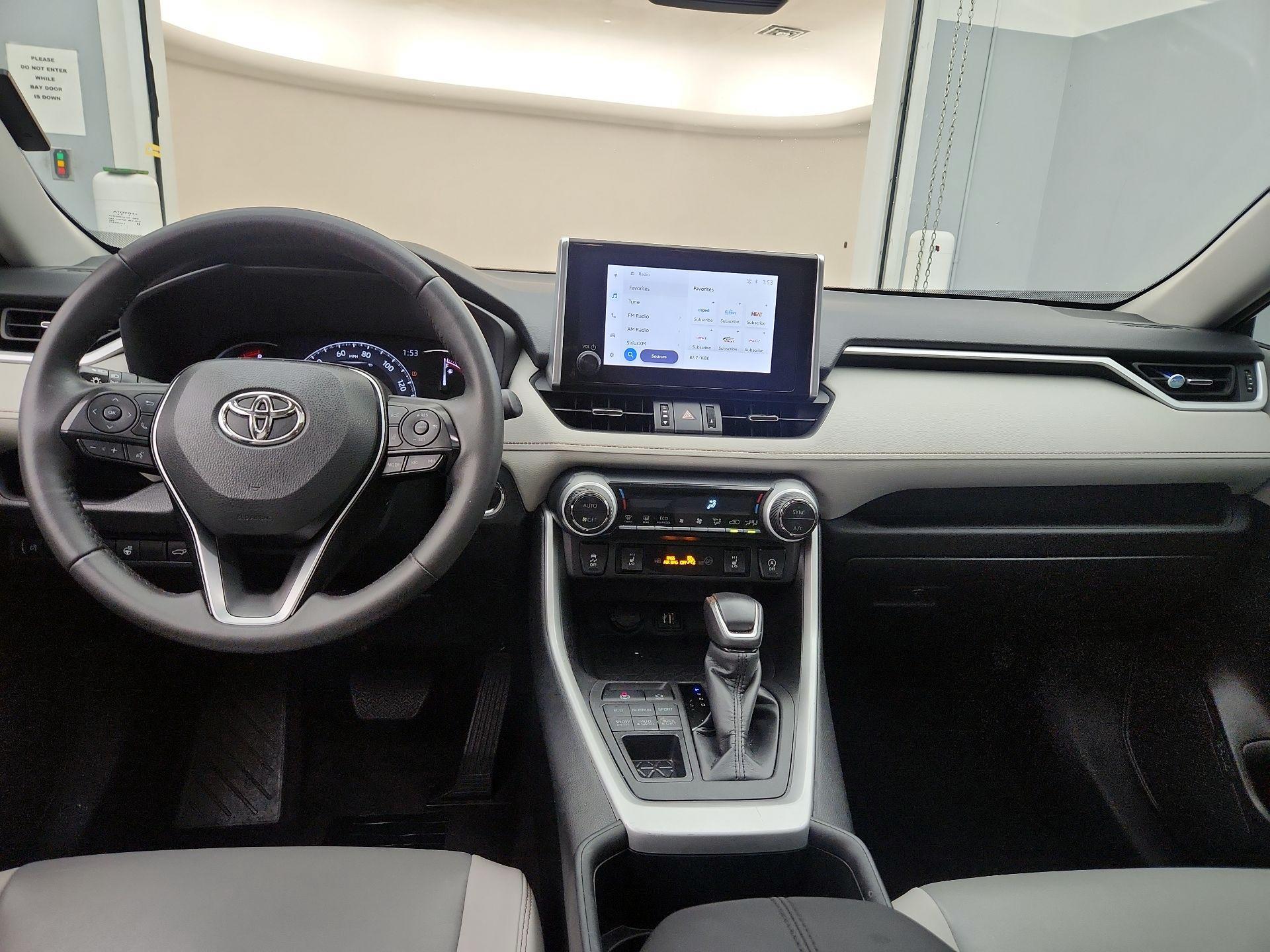 Thumbnail: 2023 Toyota RAV4 - 9