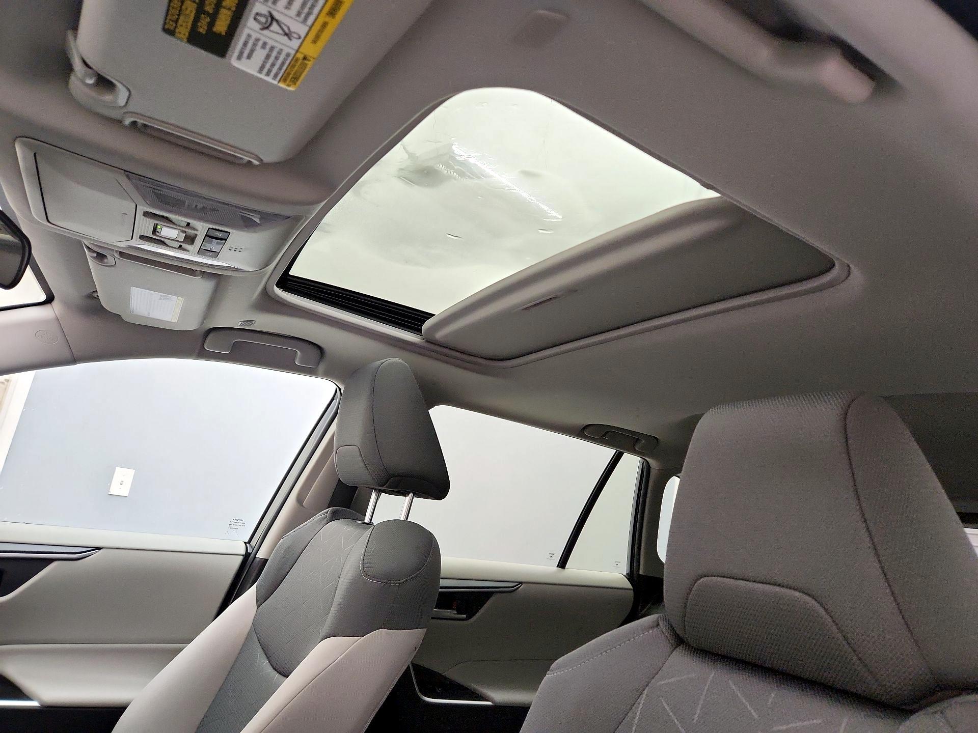 Thumbnail: 2024 Toyota RAV4 - 19