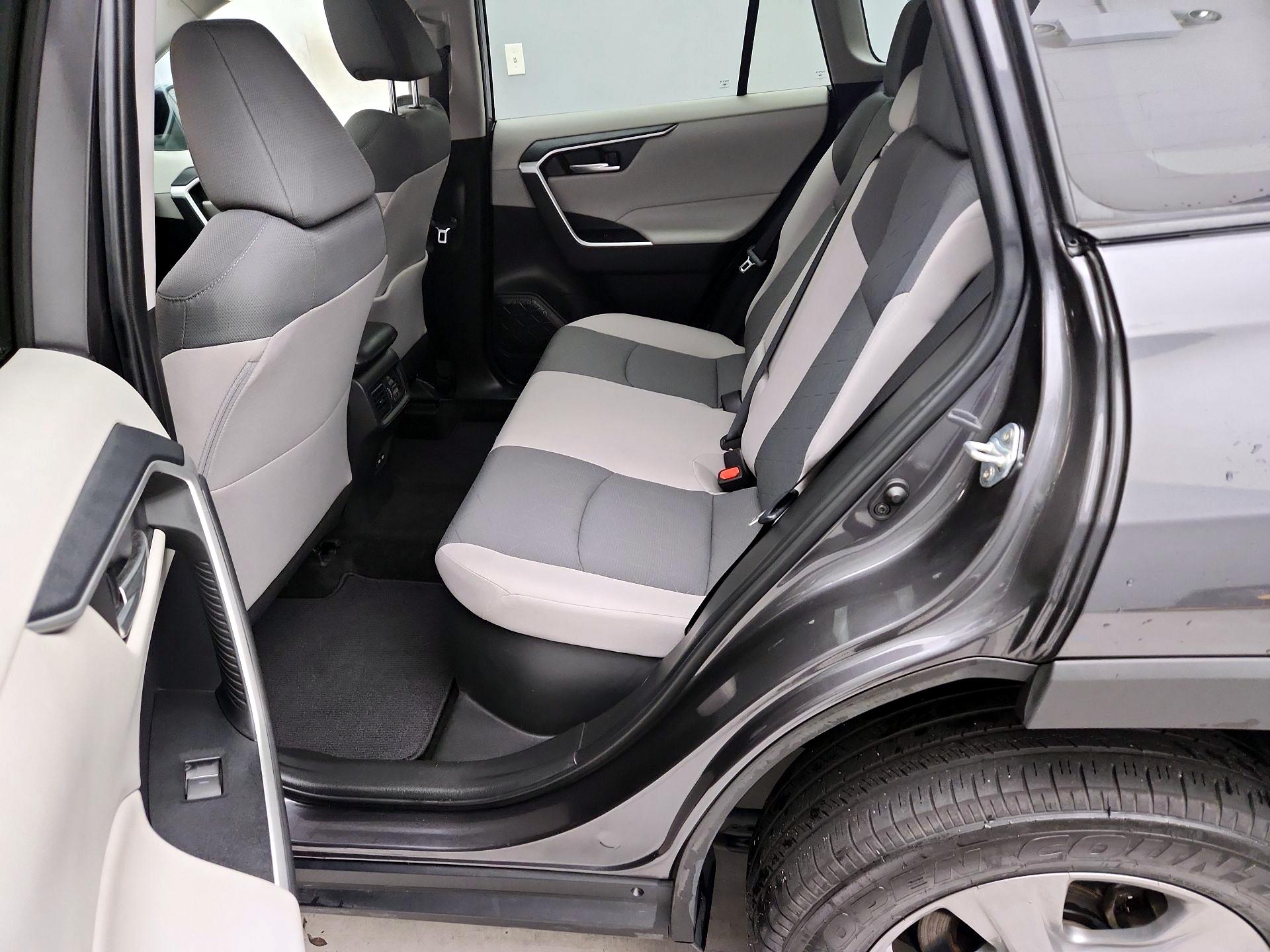 Thumbnail: 2024 Toyota RAV4 - 20