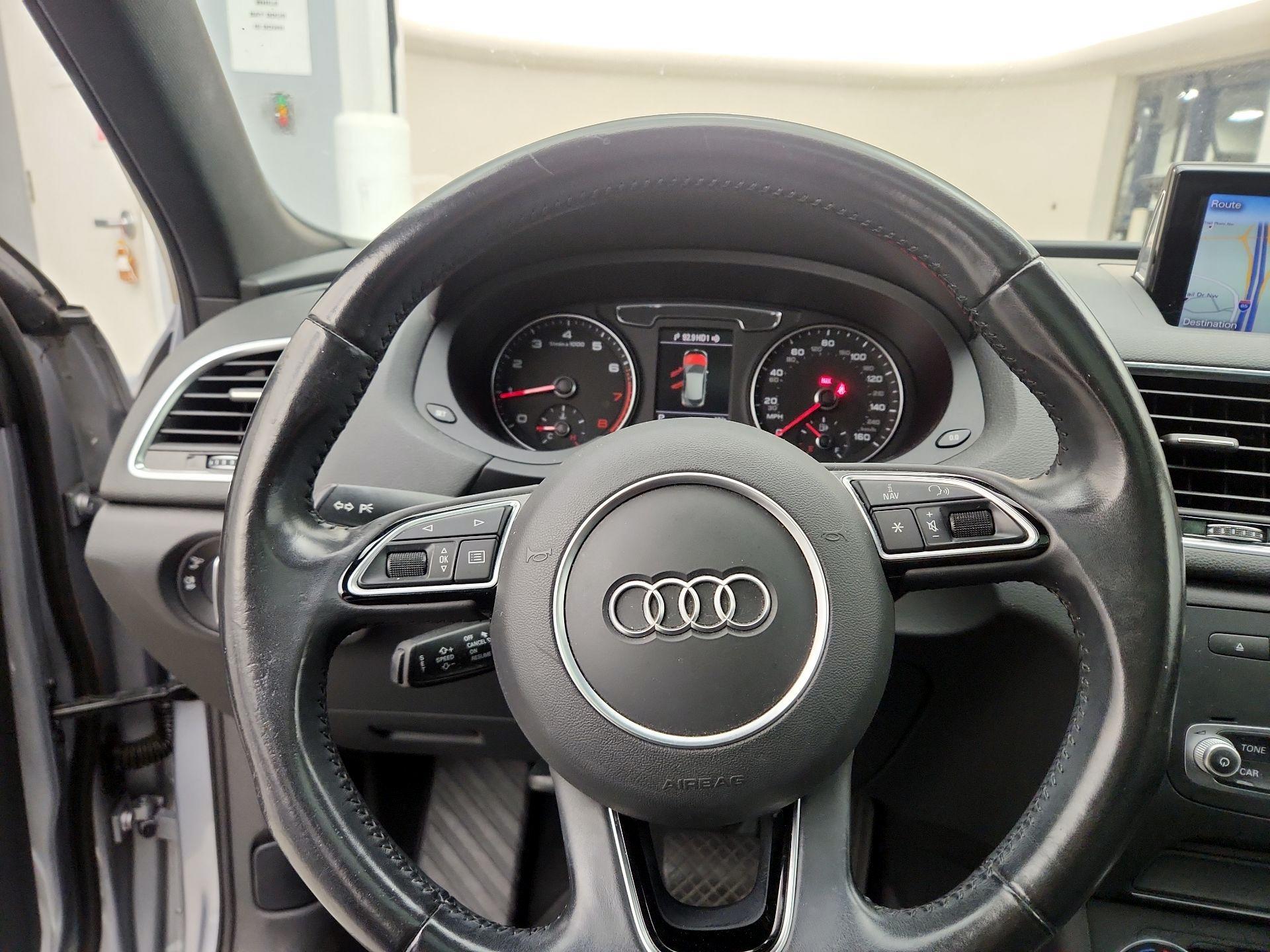 Thumbnail: 2016 Audi Q3 - 10