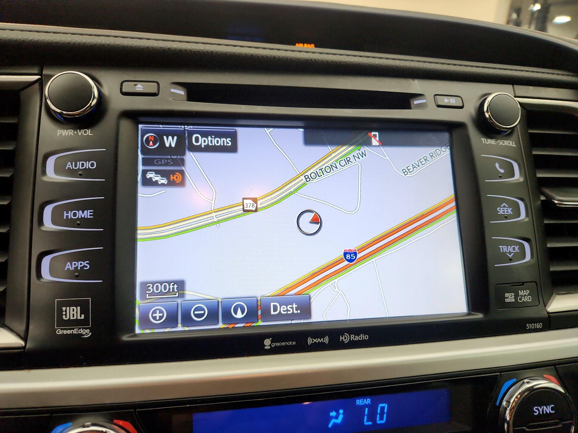 Thumbnail: 2016 Toyota Highlander - 14