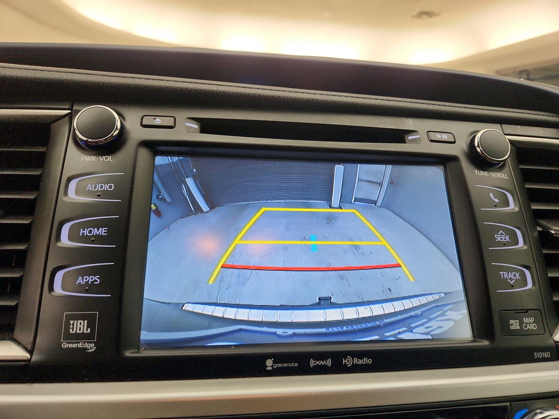 Thumbnail: 2016 Toyota Highlander - 15