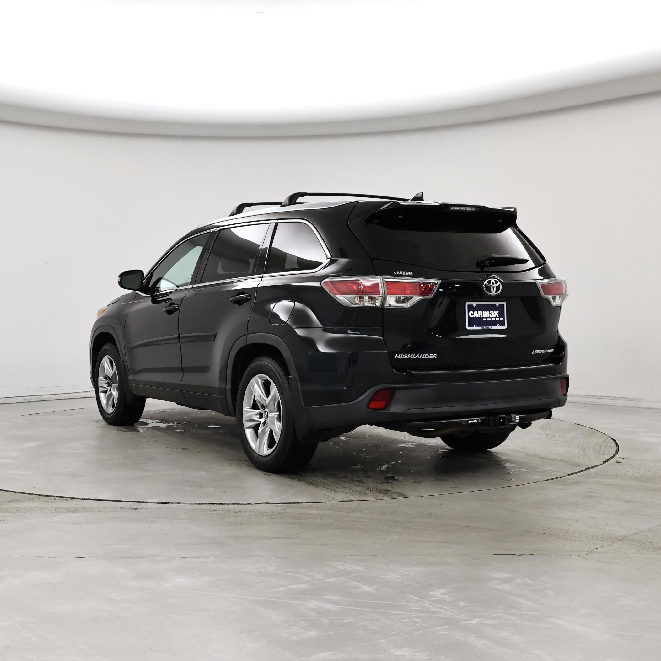 Thumbnail: 2016 Toyota Highlander - 2