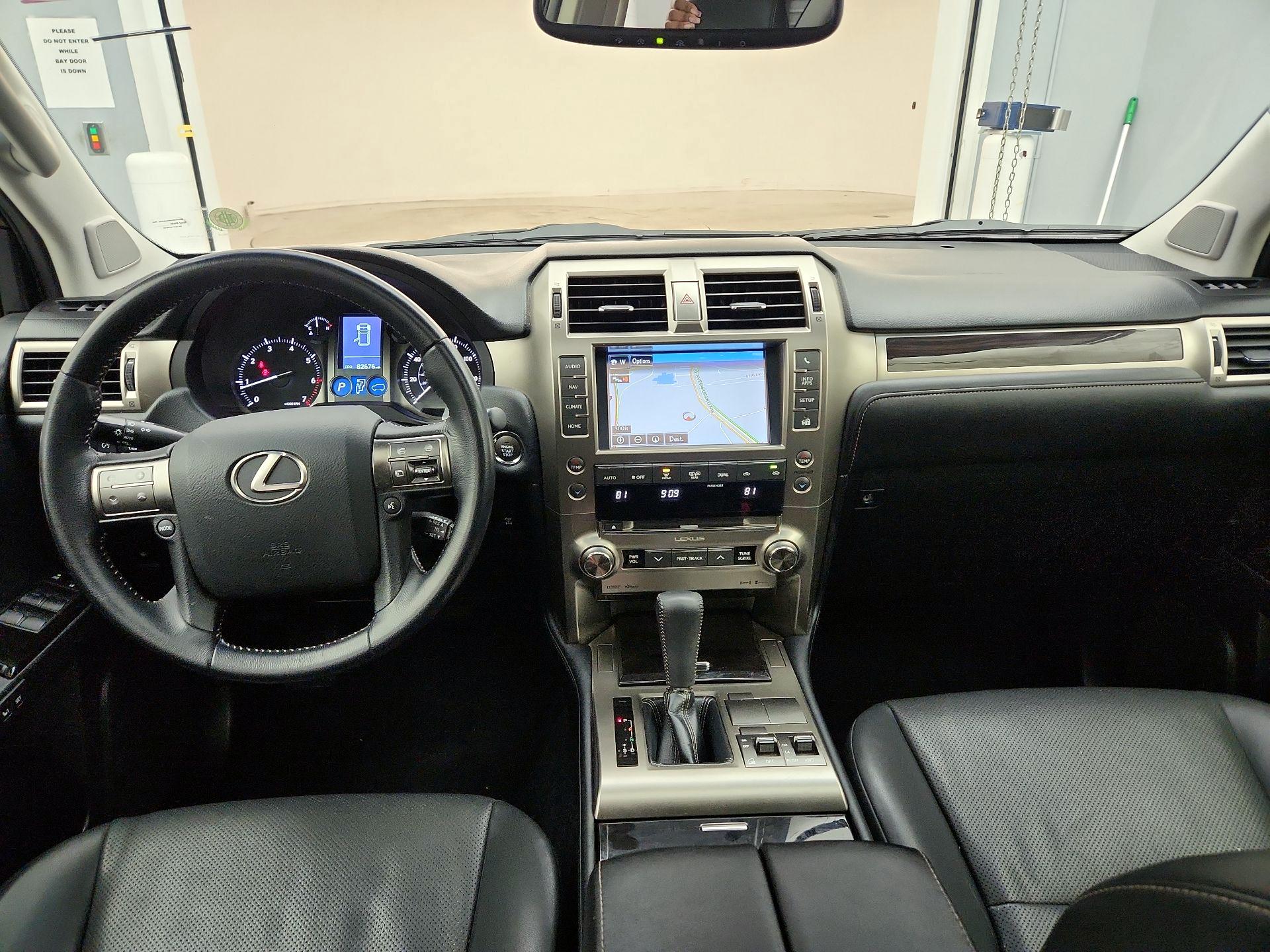 Thumbnail: 2014 Lexus GX - 9