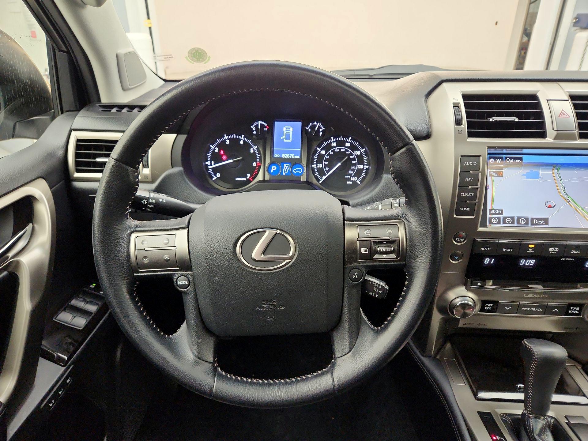Thumbnail: 2014 Lexus GX - 10