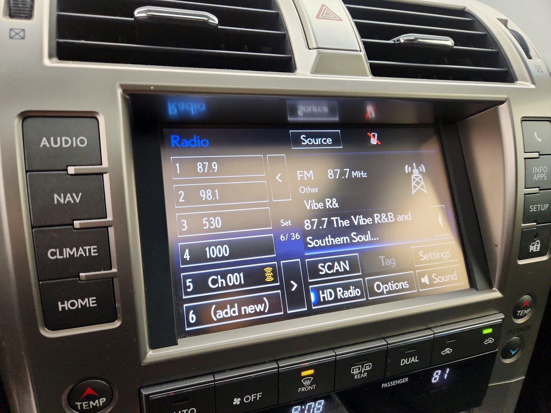 Thumbnail: 2014 Lexus GX - 16