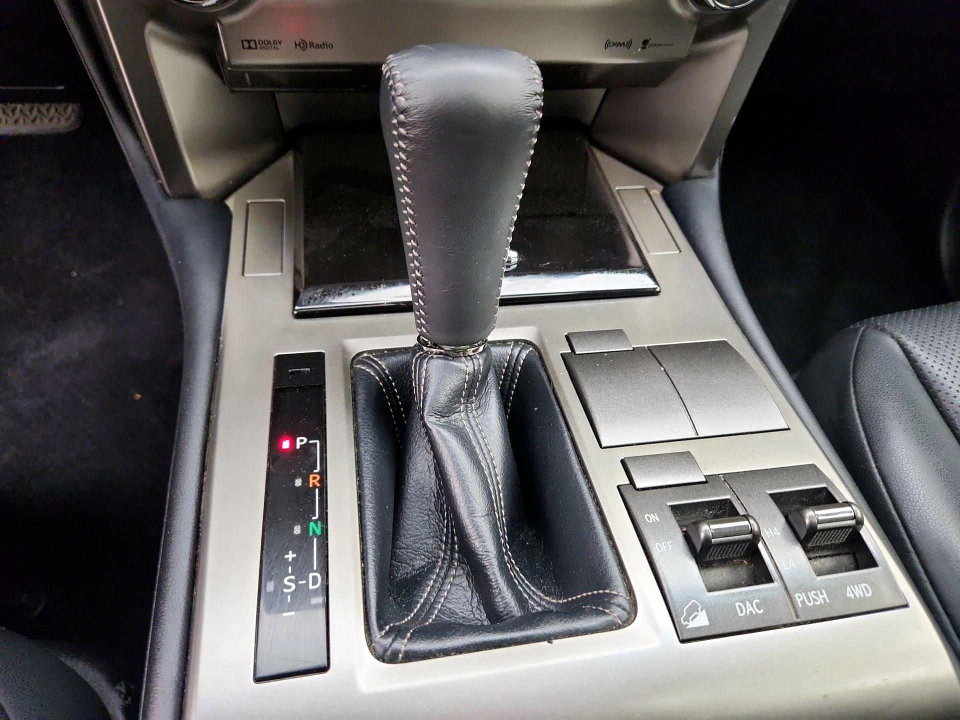 Thumbnail: 2014 Lexus GX - 18