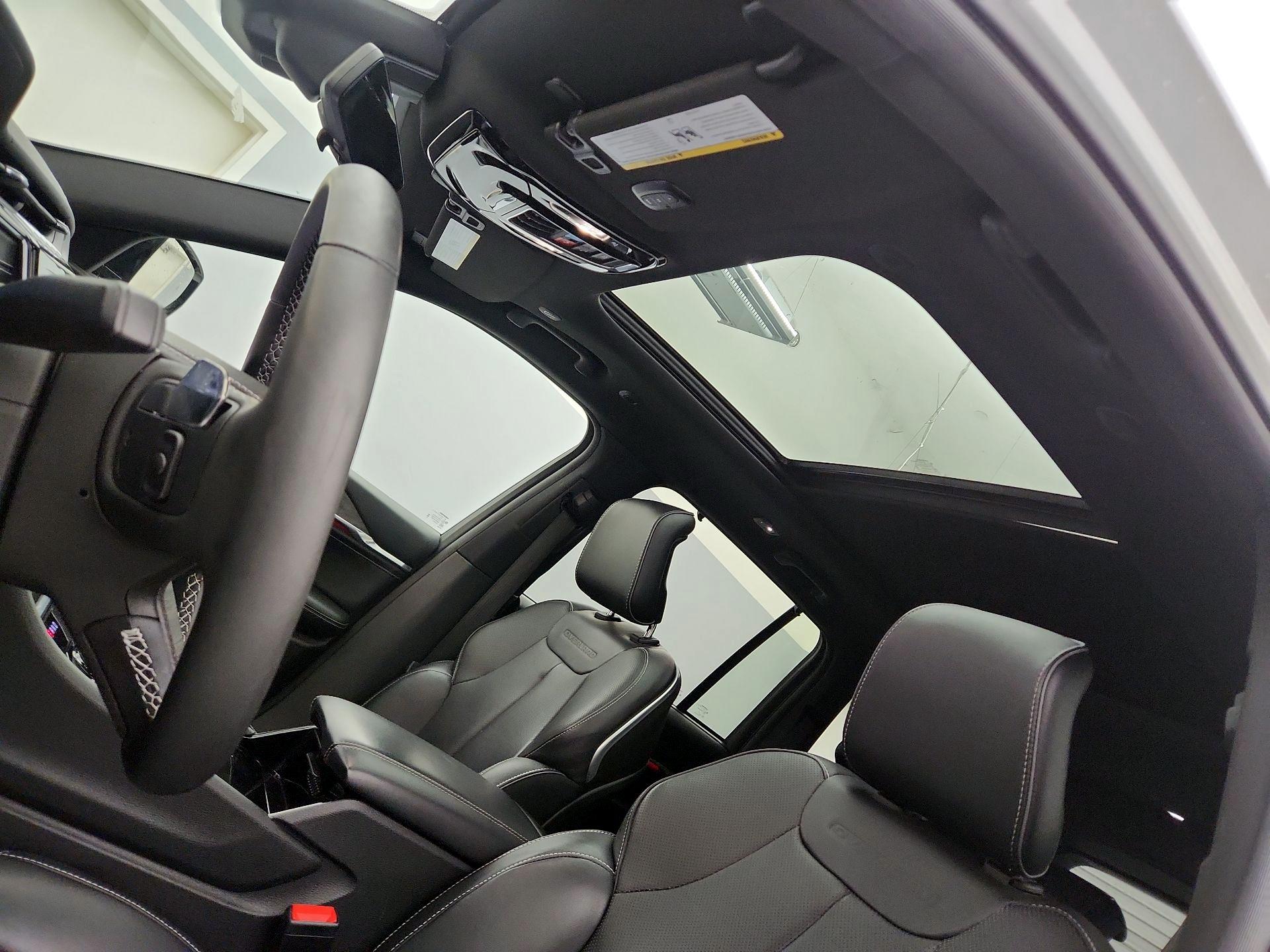 Thumbnail: 2023 Jeep Grand Cherokee - 20