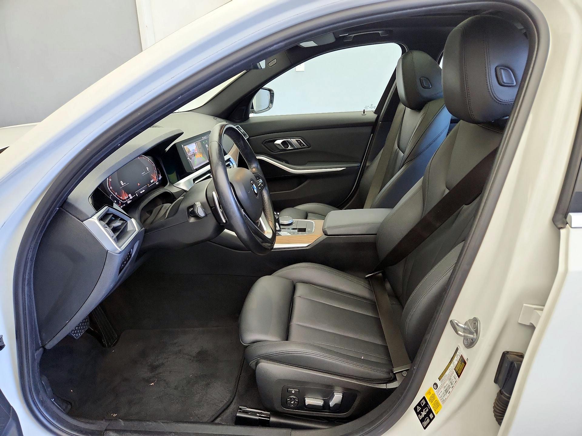 Thumbnail: 2019 BMW 3 Series - 11