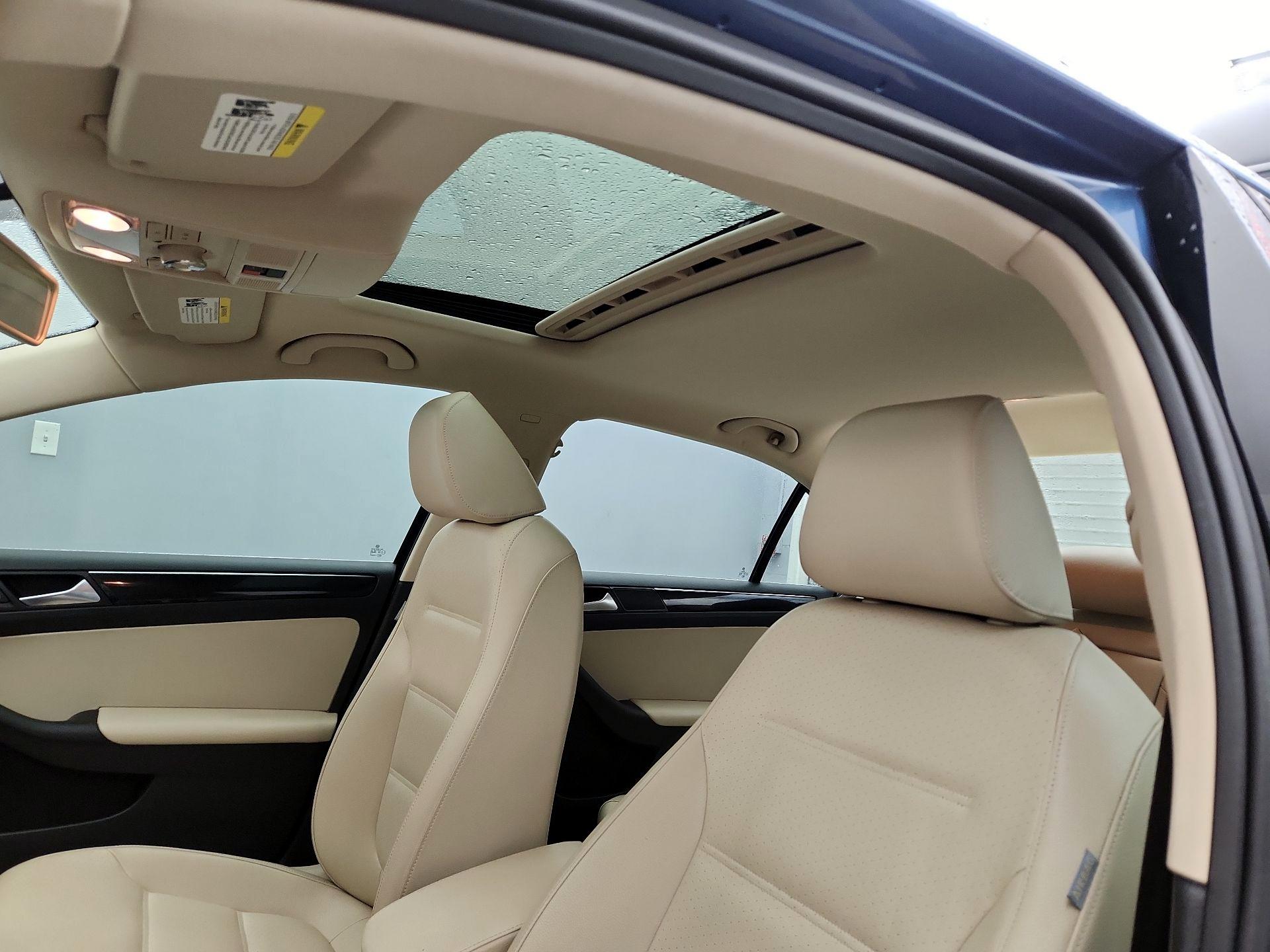 Thumbnail: 2016 Volkswagen Jetta - 19