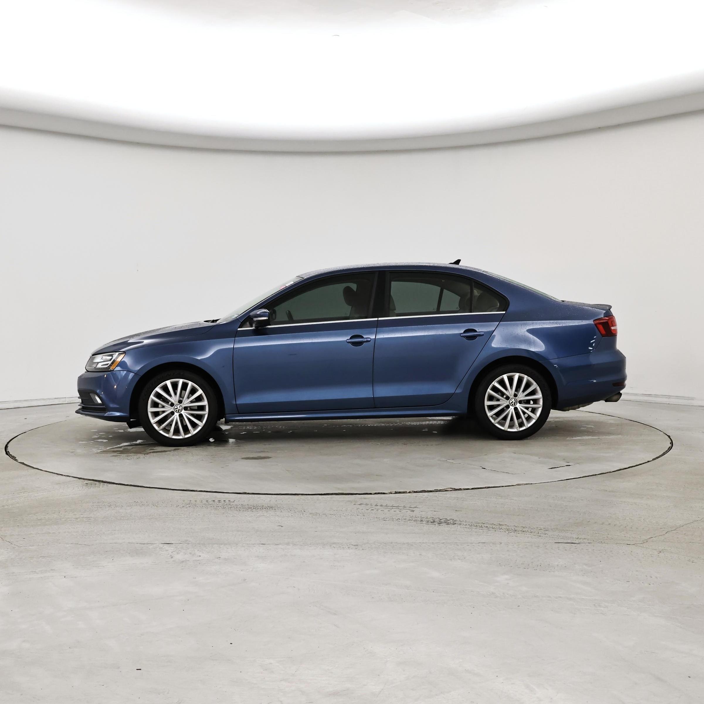 Thumbnail: 2016 Volkswagen Jetta - 3