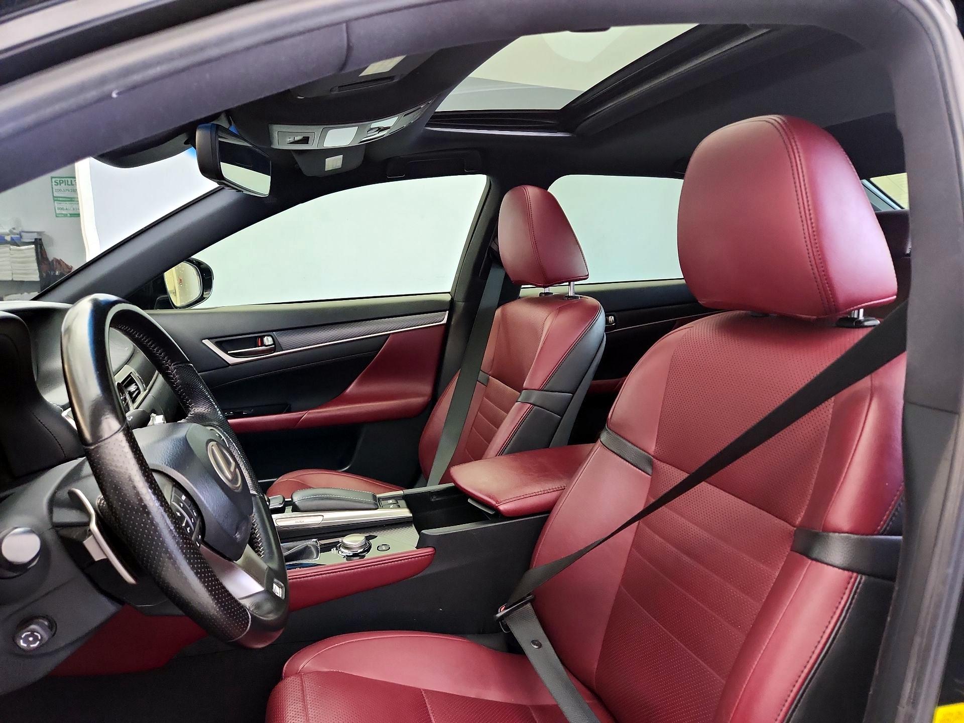 Thumbnail: 2018 Lexus GS - 19