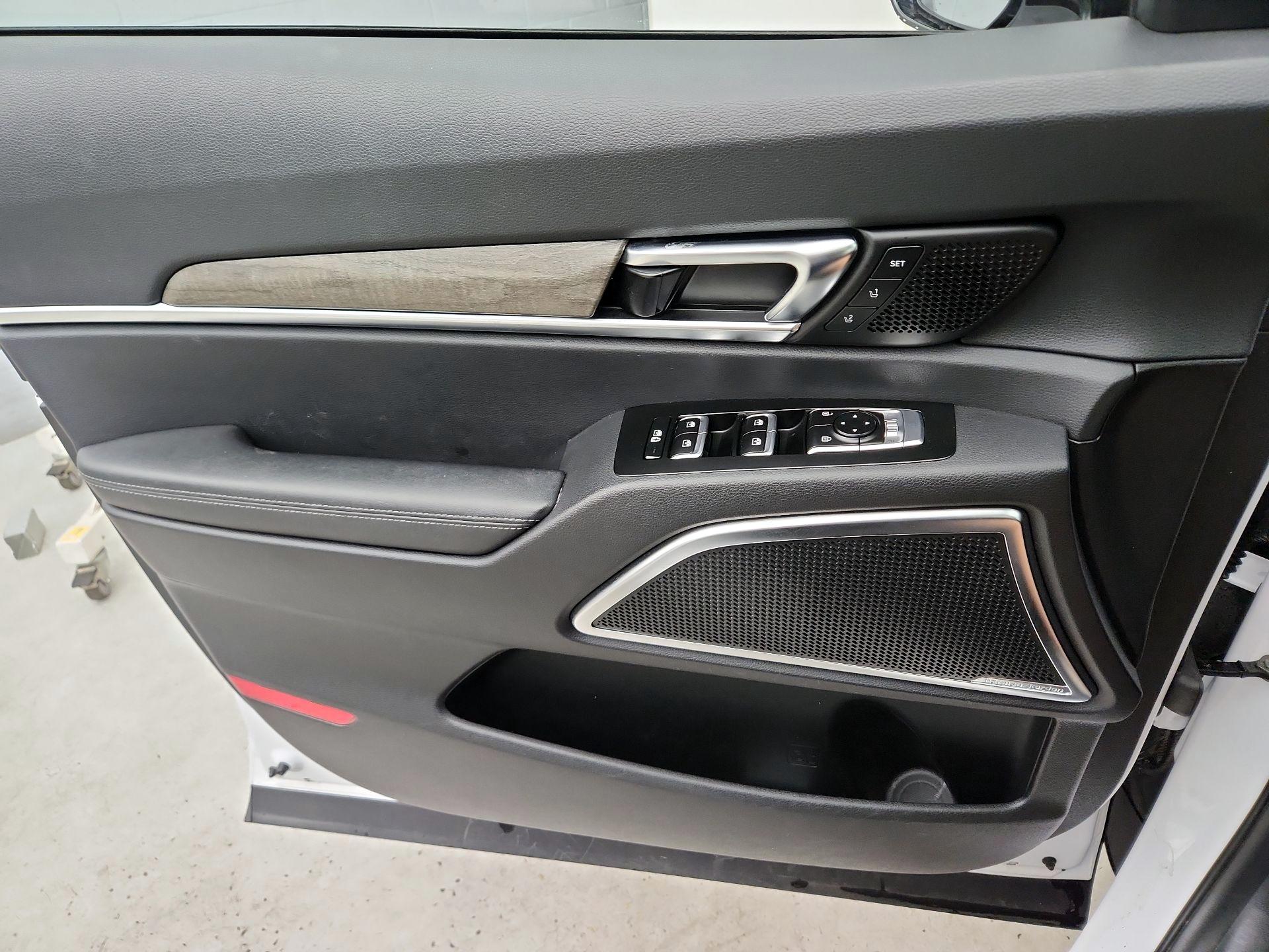 Thumbnail: 2022 Kia Telluride - 12