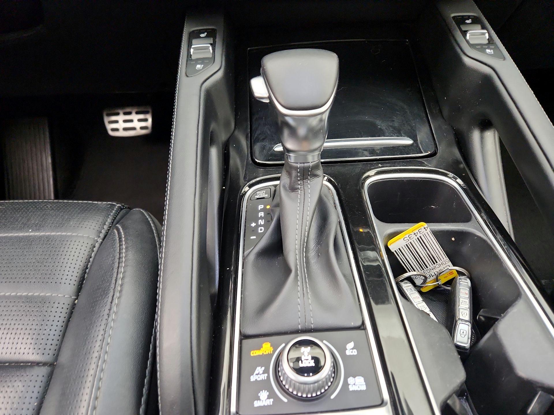 Thumbnail: 2022 Kia Telluride - 18