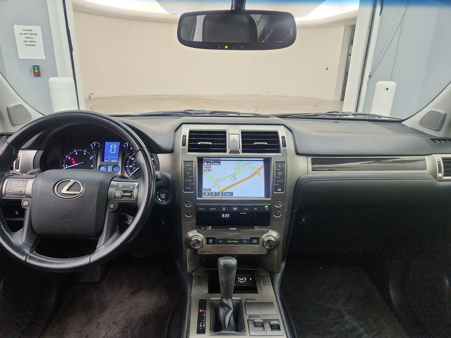 Thumbnail: 2014 Lexus GX - 9