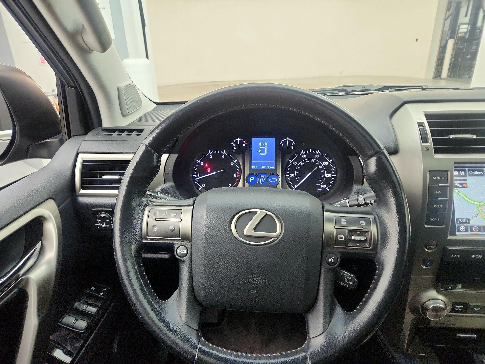 Thumbnail: 2014 Lexus GX - 10