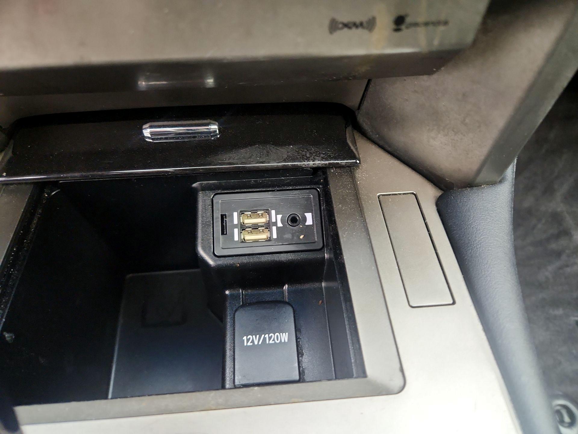 Thumbnail: 2014 Lexus GX - 19