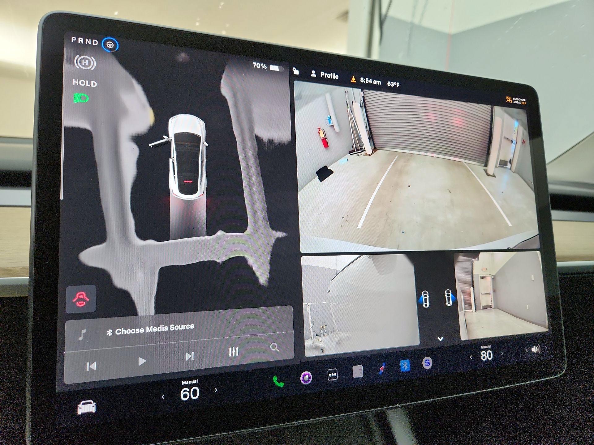 Thumbnail: 2023 Tesla Model Y - 14