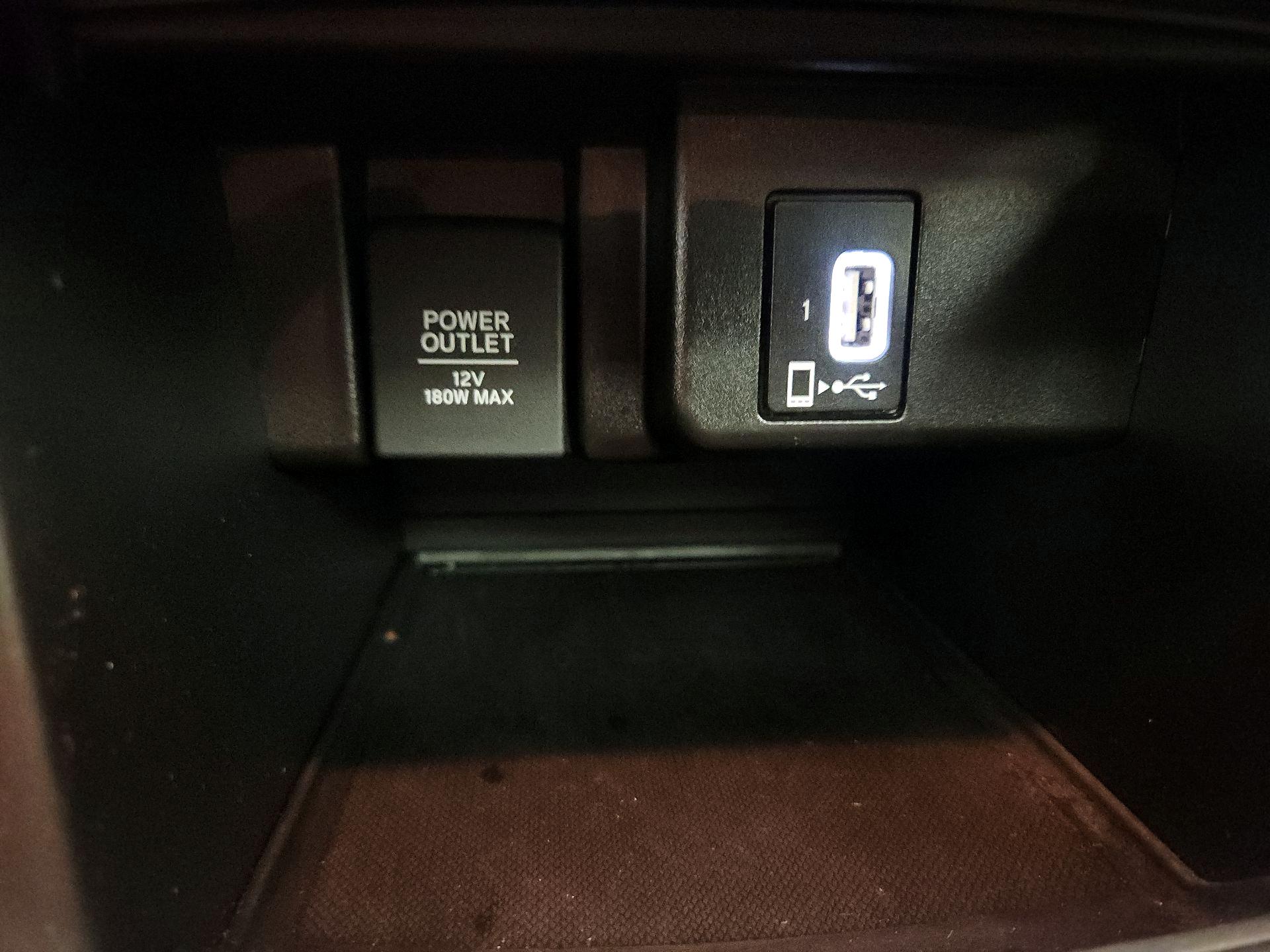 Thumbnail: 2019 Honda Accord - 18