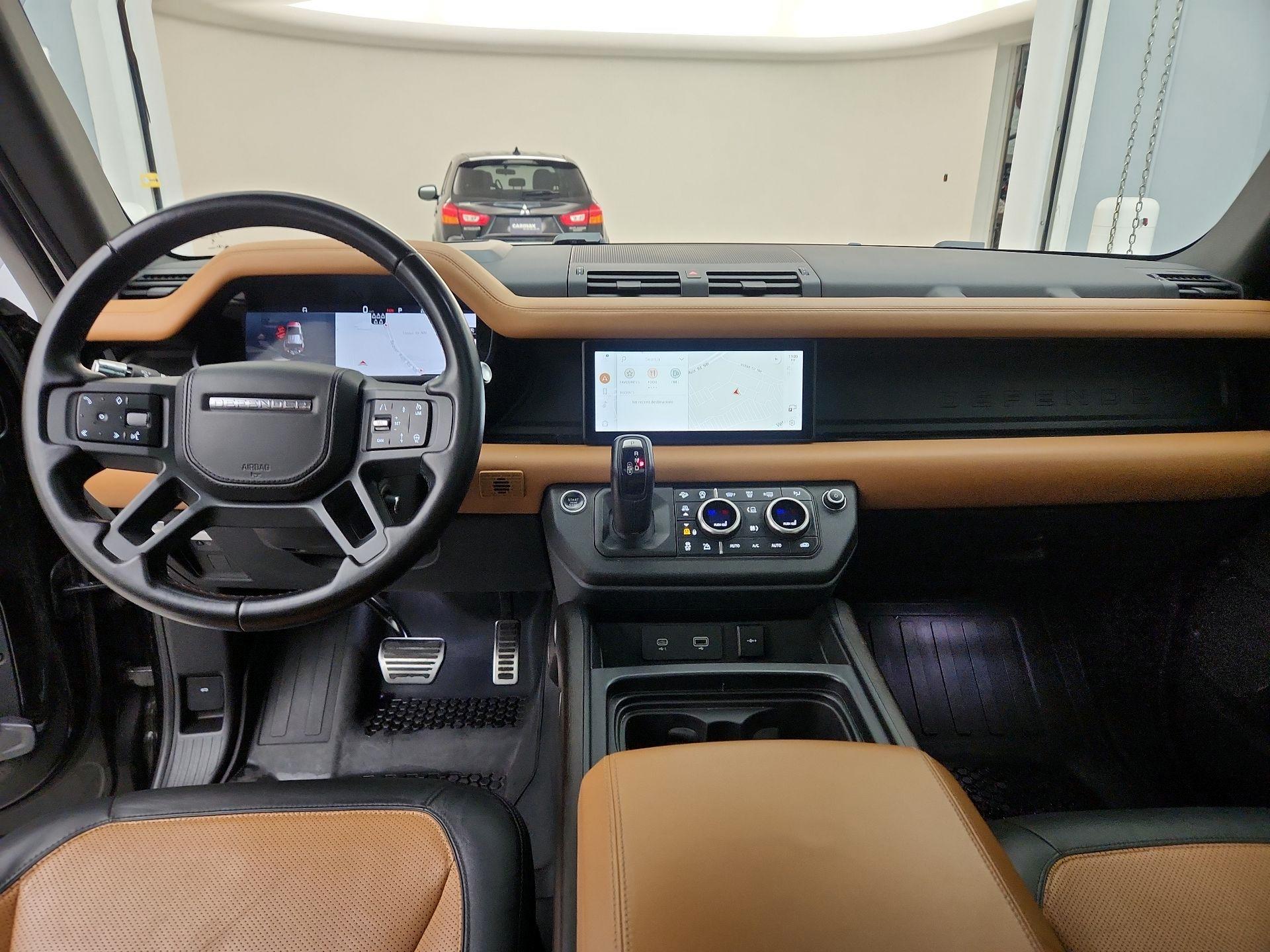 Thumbnail: 2020 Land Rover Defender - 9