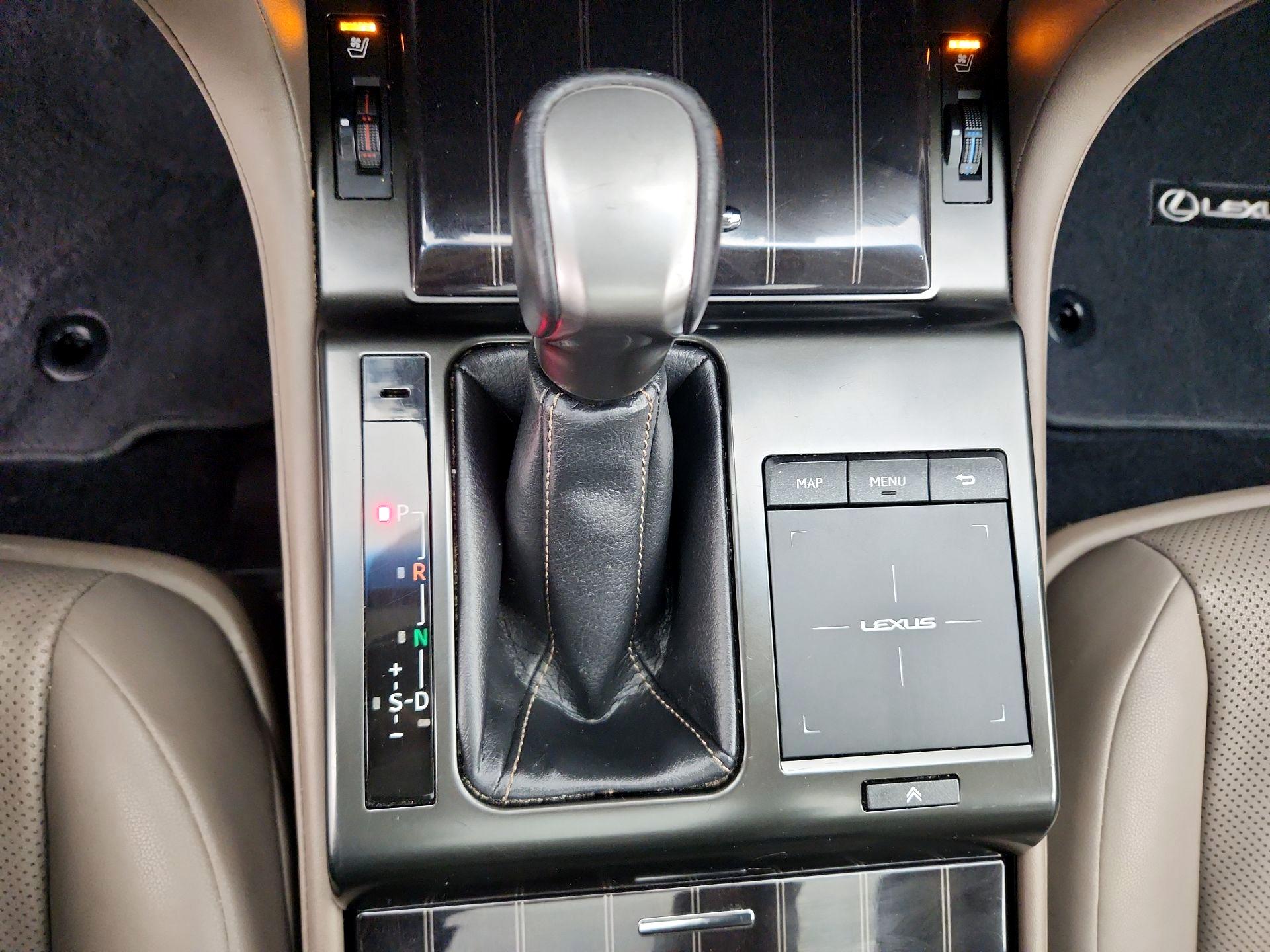 Thumbnail: 2022 Lexus GX - 18