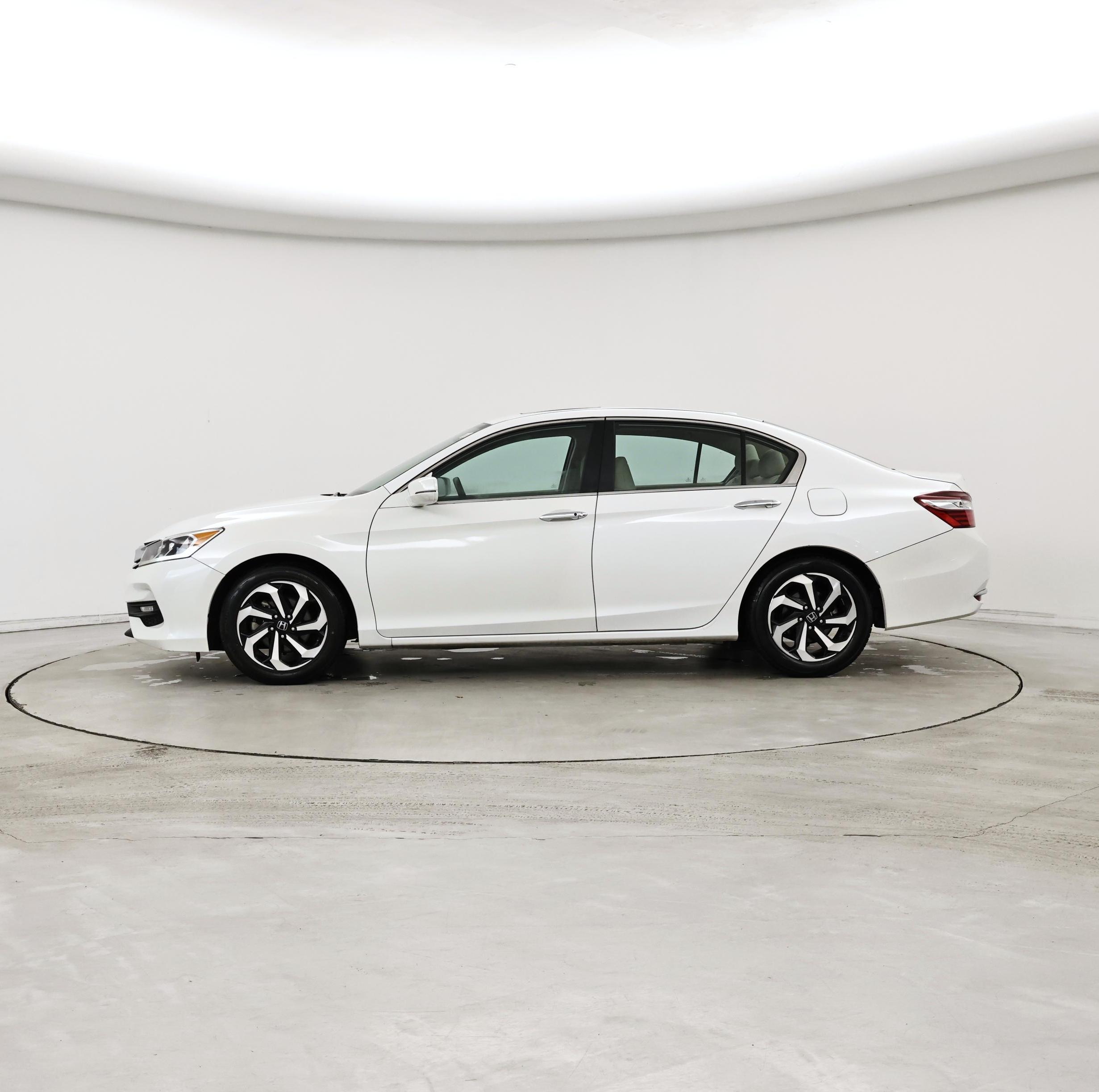 Thumbnail: 2016 Honda Accord - 3