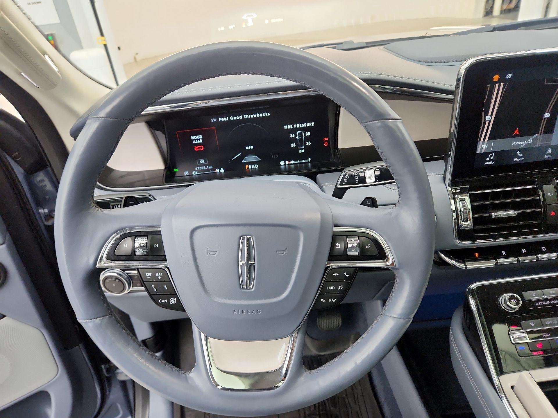 Thumbnail: 2019 Lincoln Navigator - 10