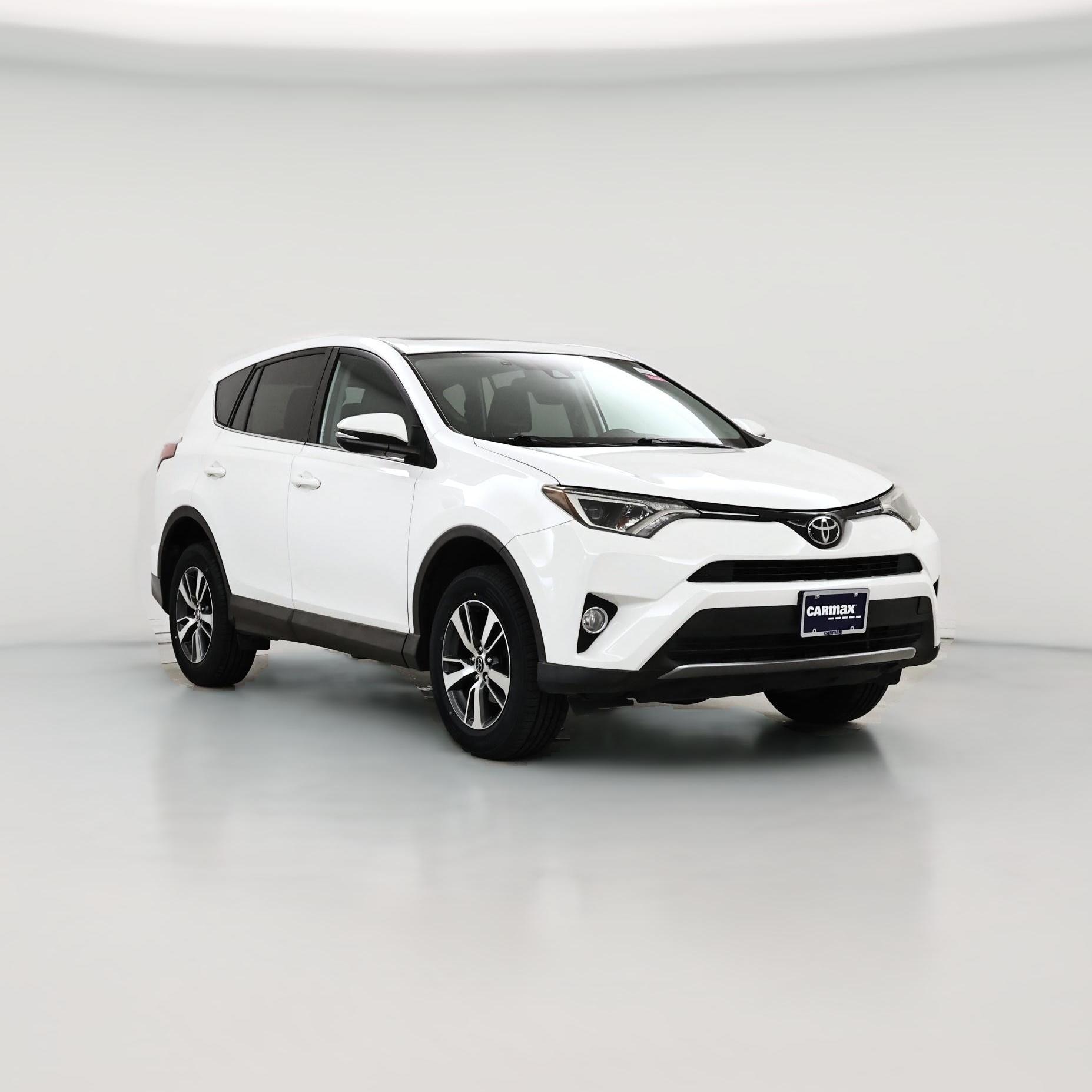 Thumbnail: 2018 Toyota RAV4 - 1