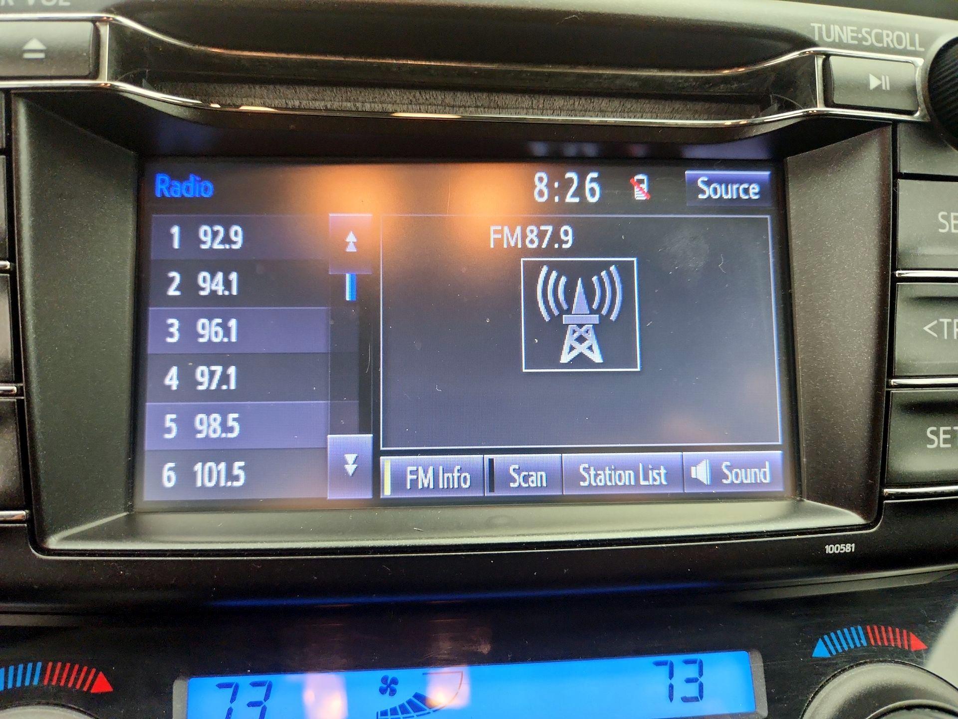 Thumbnail: 2018 Toyota RAV4 - 15