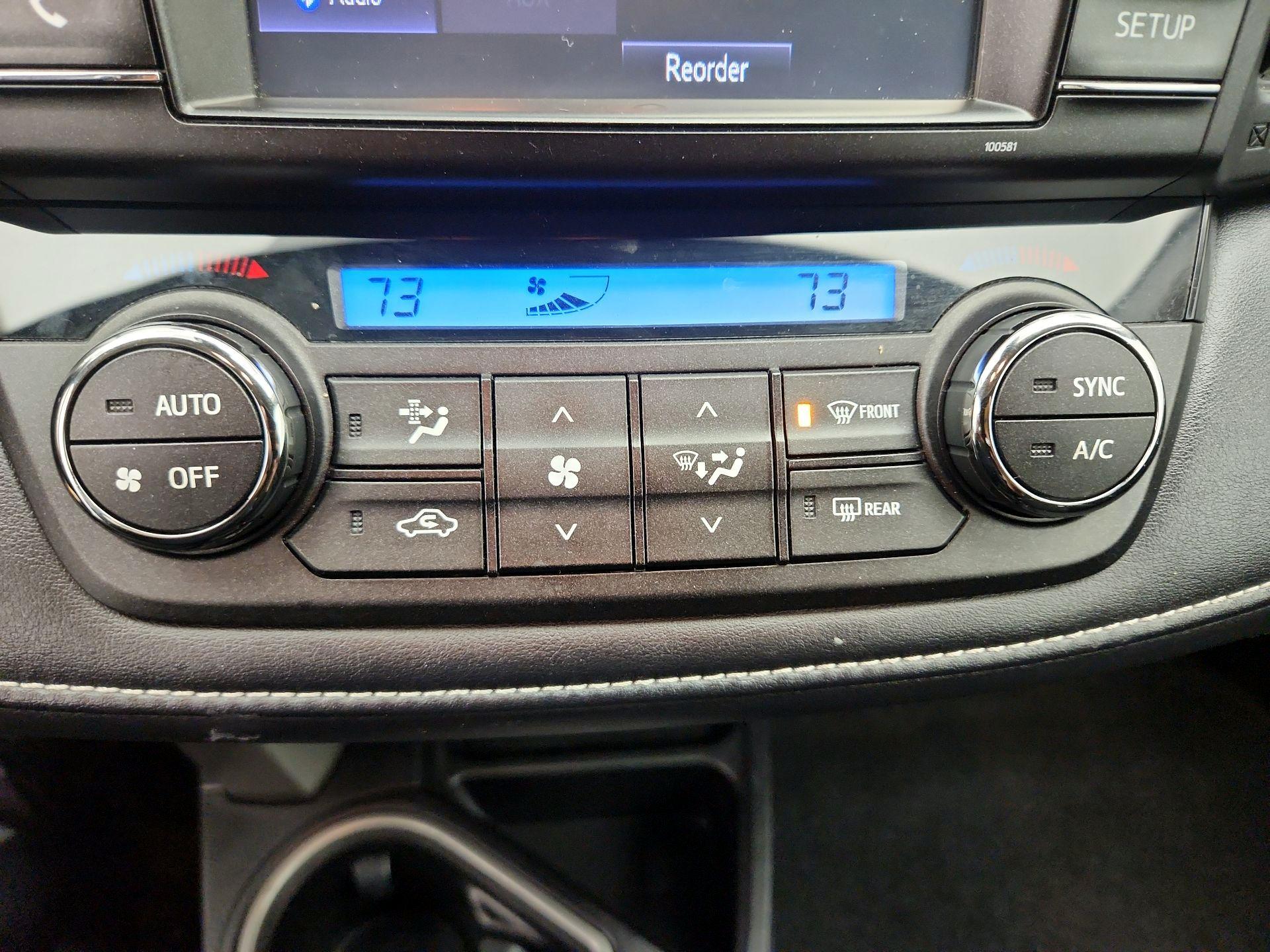 Thumbnail: 2018 Toyota RAV4 - 16