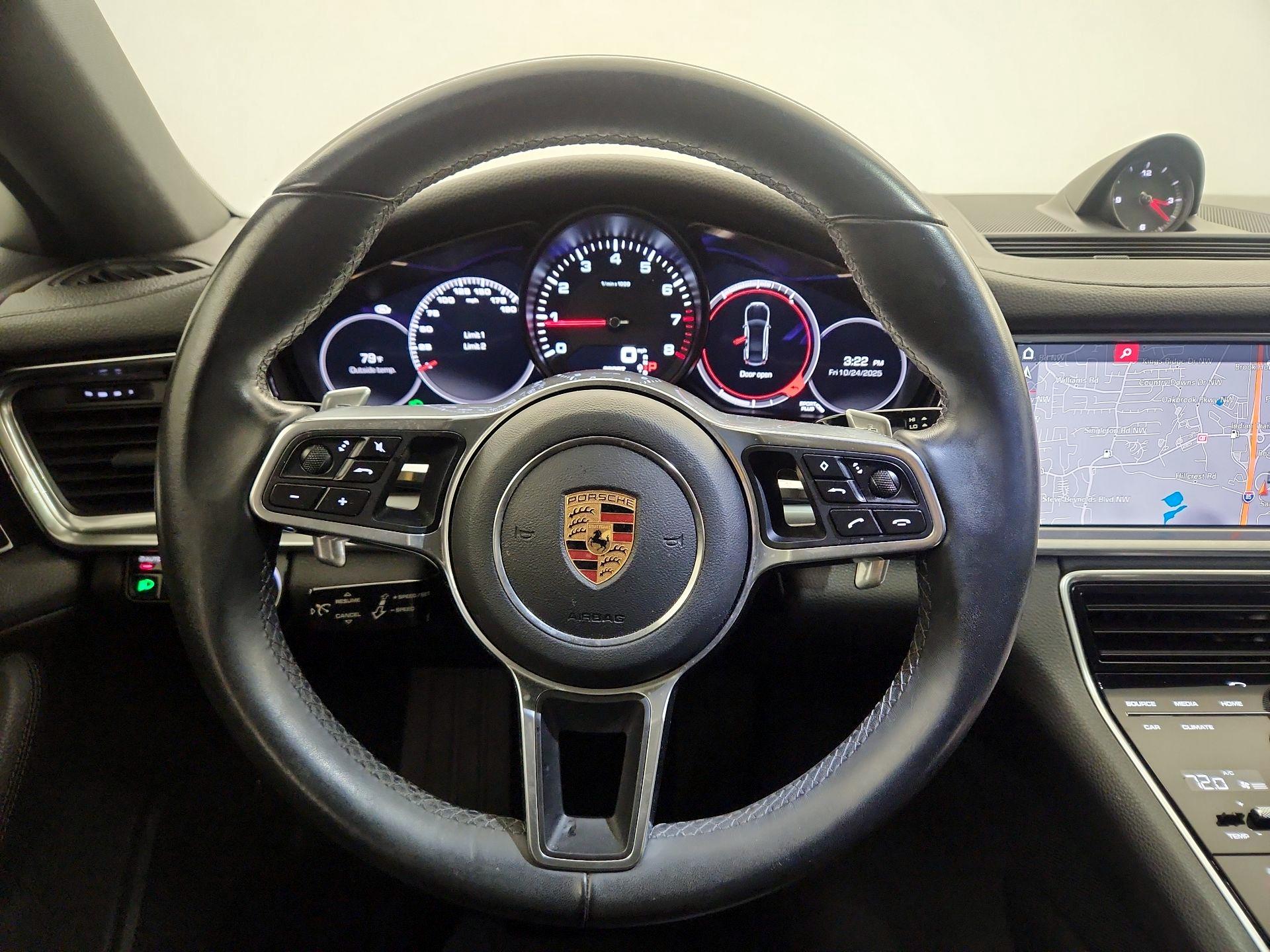 Thumbnail: 2018 Porsche Panamera - 10