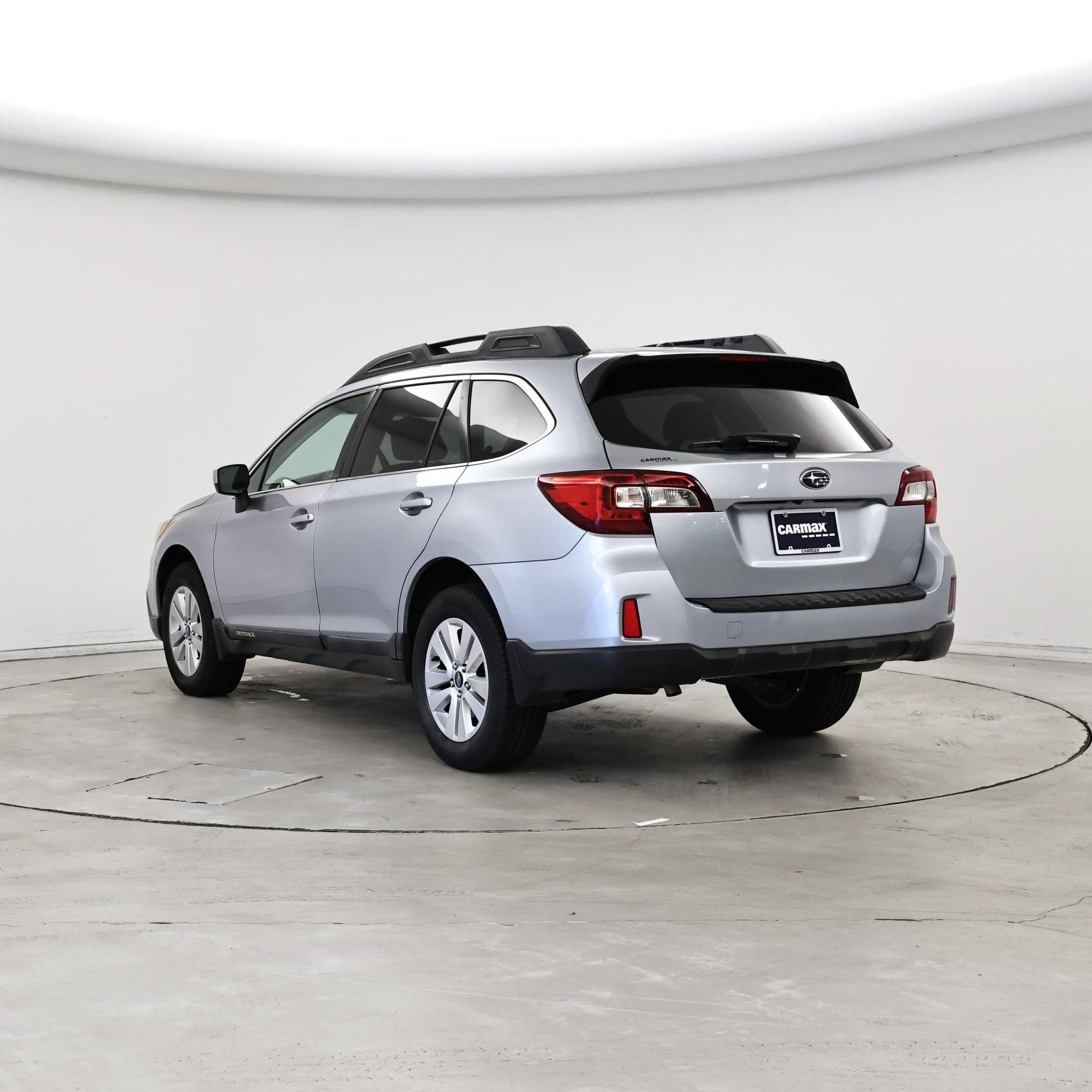 Thumbnail: 2015 Subaru Outback - 2