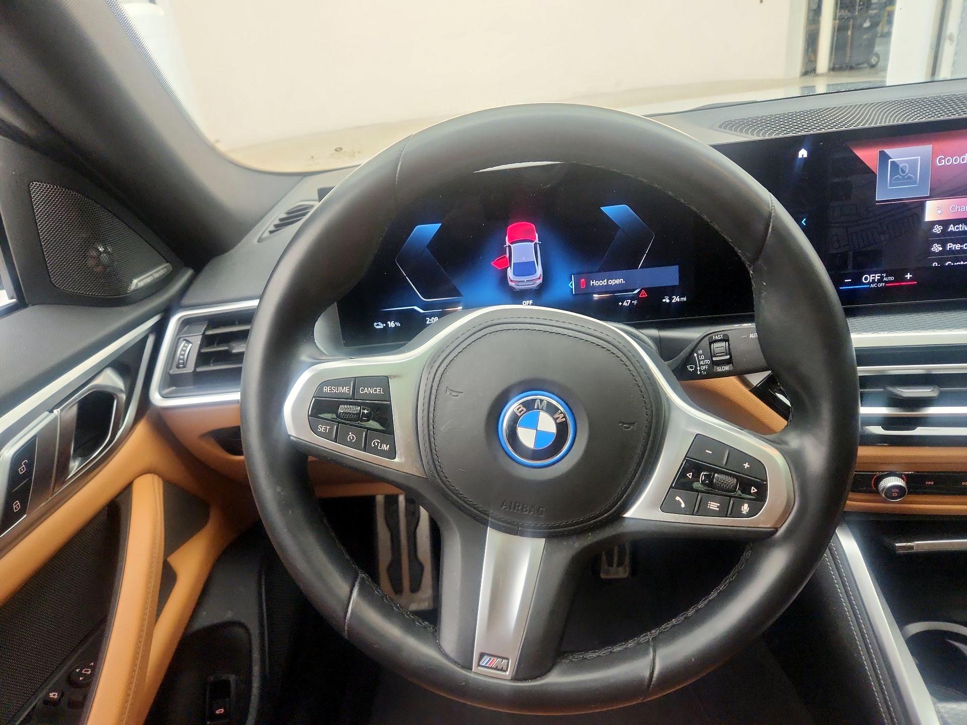 Thumbnail: 2023 BMW i4 - 10