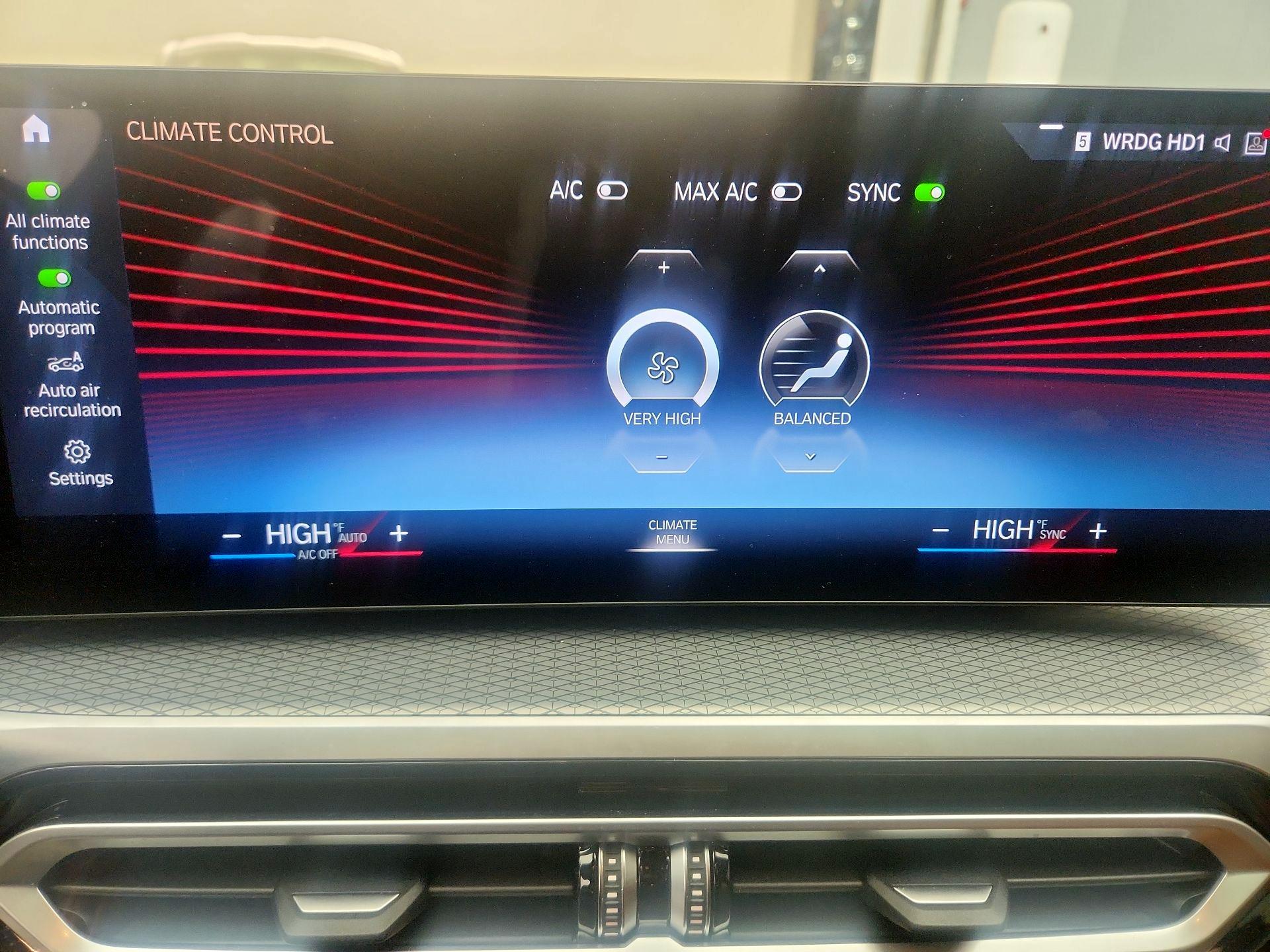 Thumbnail: 2023 BMW i4 - 17